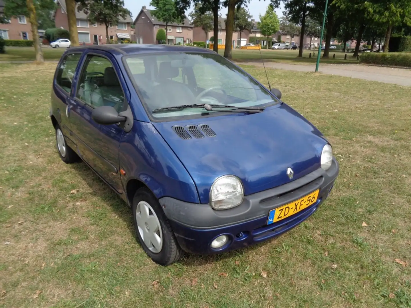 Renault Twingo 8-7-2026  a p k Bleu - 2