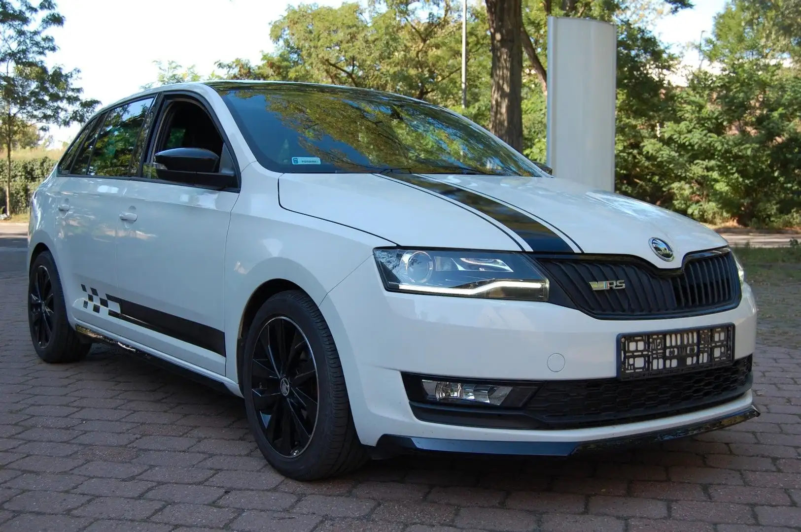 Skoda Rapid/Spaceback 1.4 TSI DSG Monte Carlo.26400Km.Navi,Xenon Blanco - 1