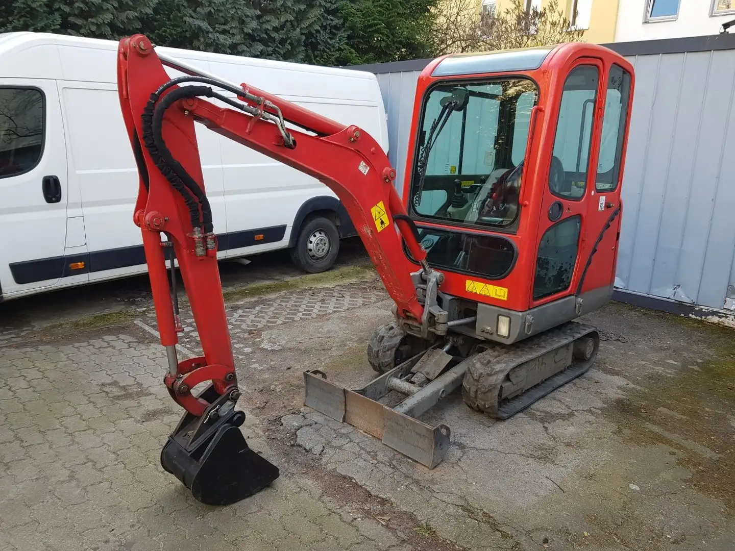 Sonstige Marken Bobcat Minibagger Kompaktbagger E16 Rot - 1
