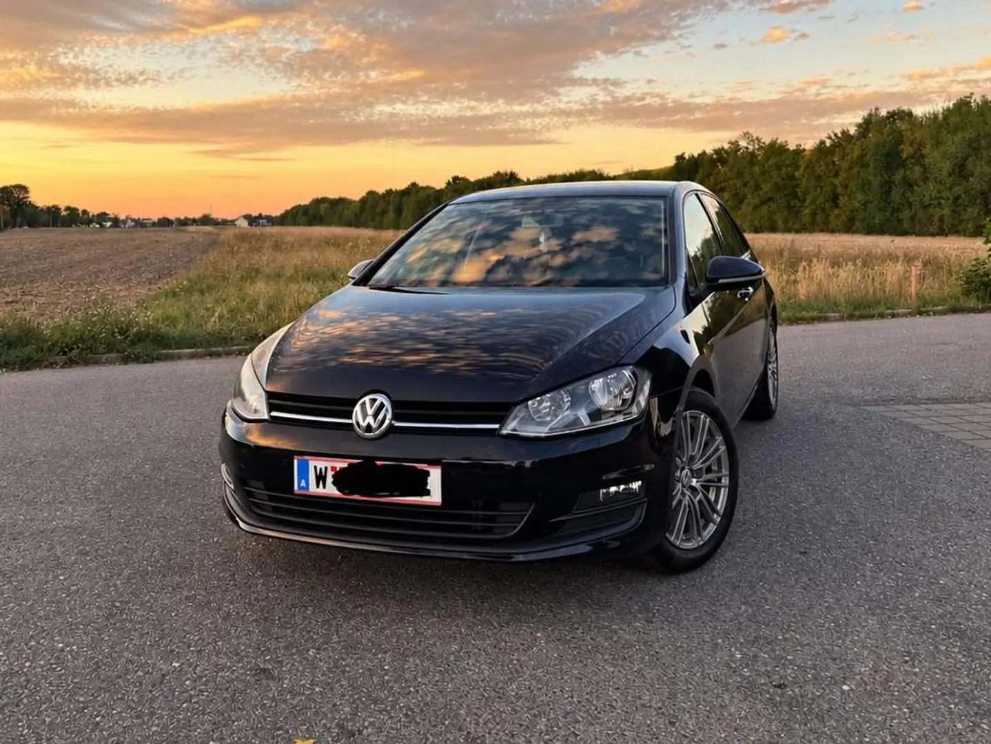 Volkswagen Golf Golf 1,6 BMT TDI DPF Comfortline Schwarz - 2