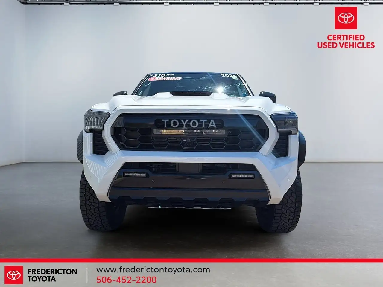 Toyota Tacoma снимка Toyota Tacoma