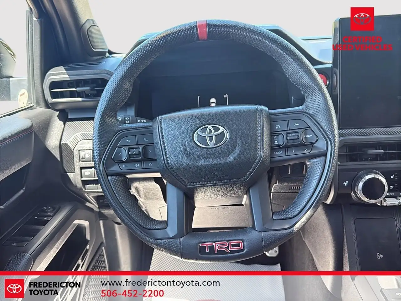 Toyota Tacoma снимка Toyota Tacoma