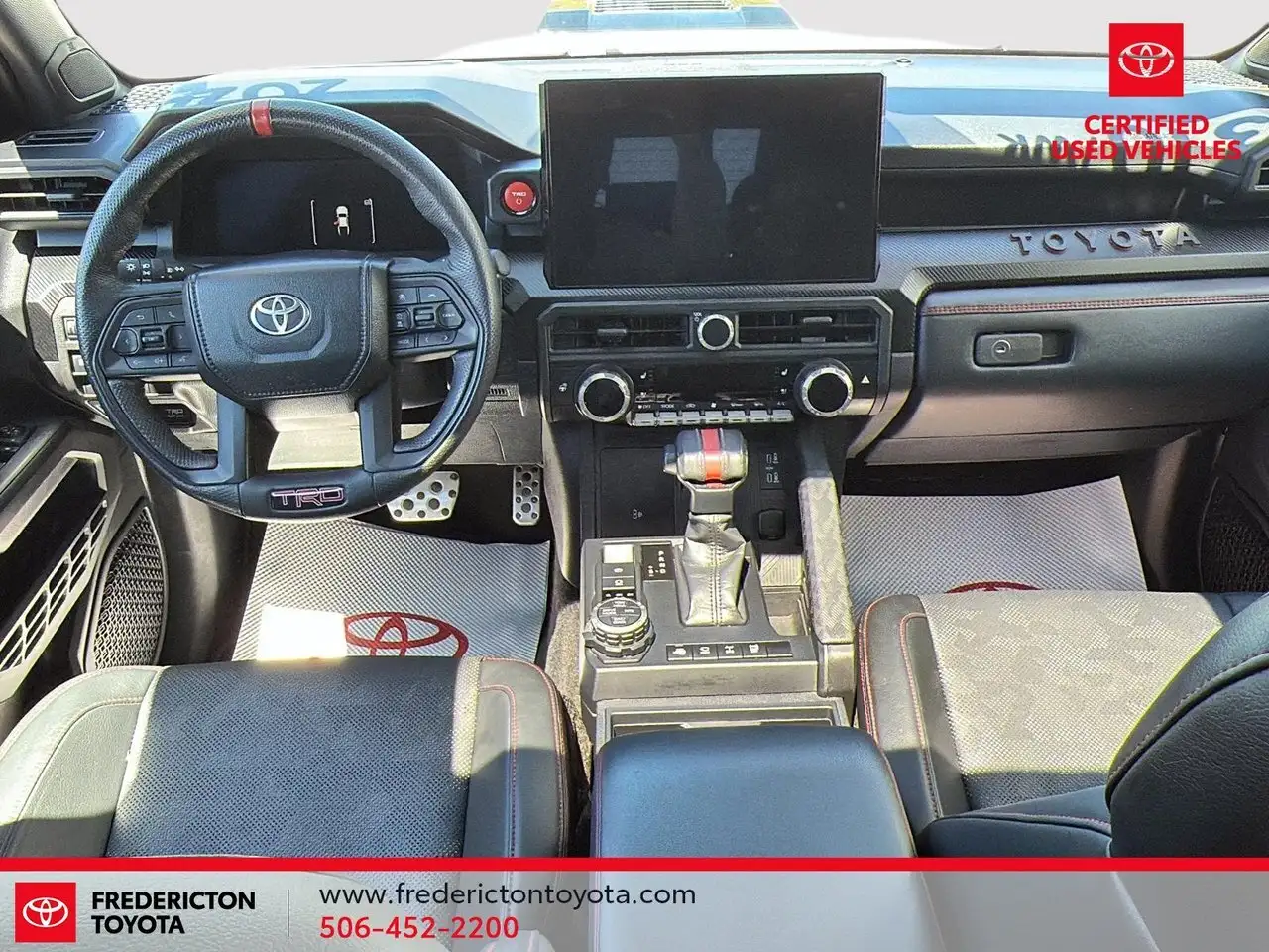 Toyota Tacoma снимка Toyota Tacoma
