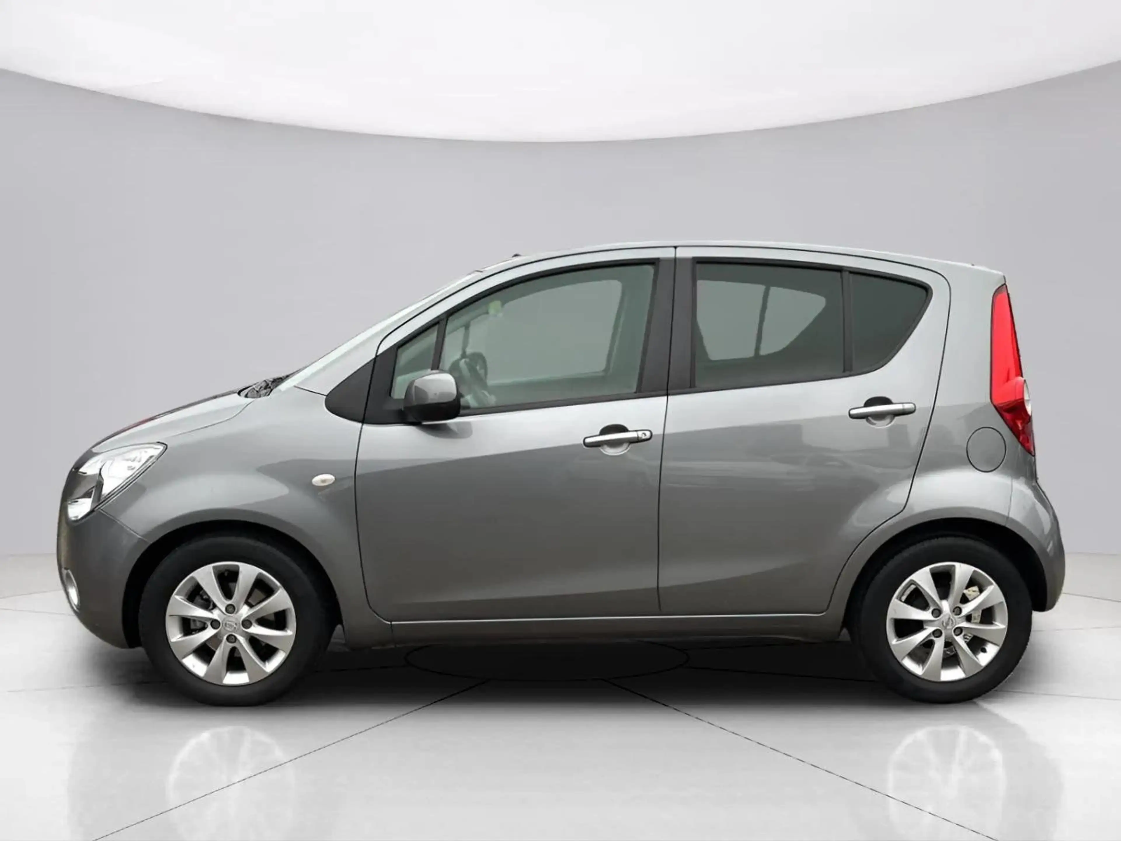 Opel Agila Edition*Automatik*1.Hand*SHZ*Klima*Kamera*wenig KM — photo 2