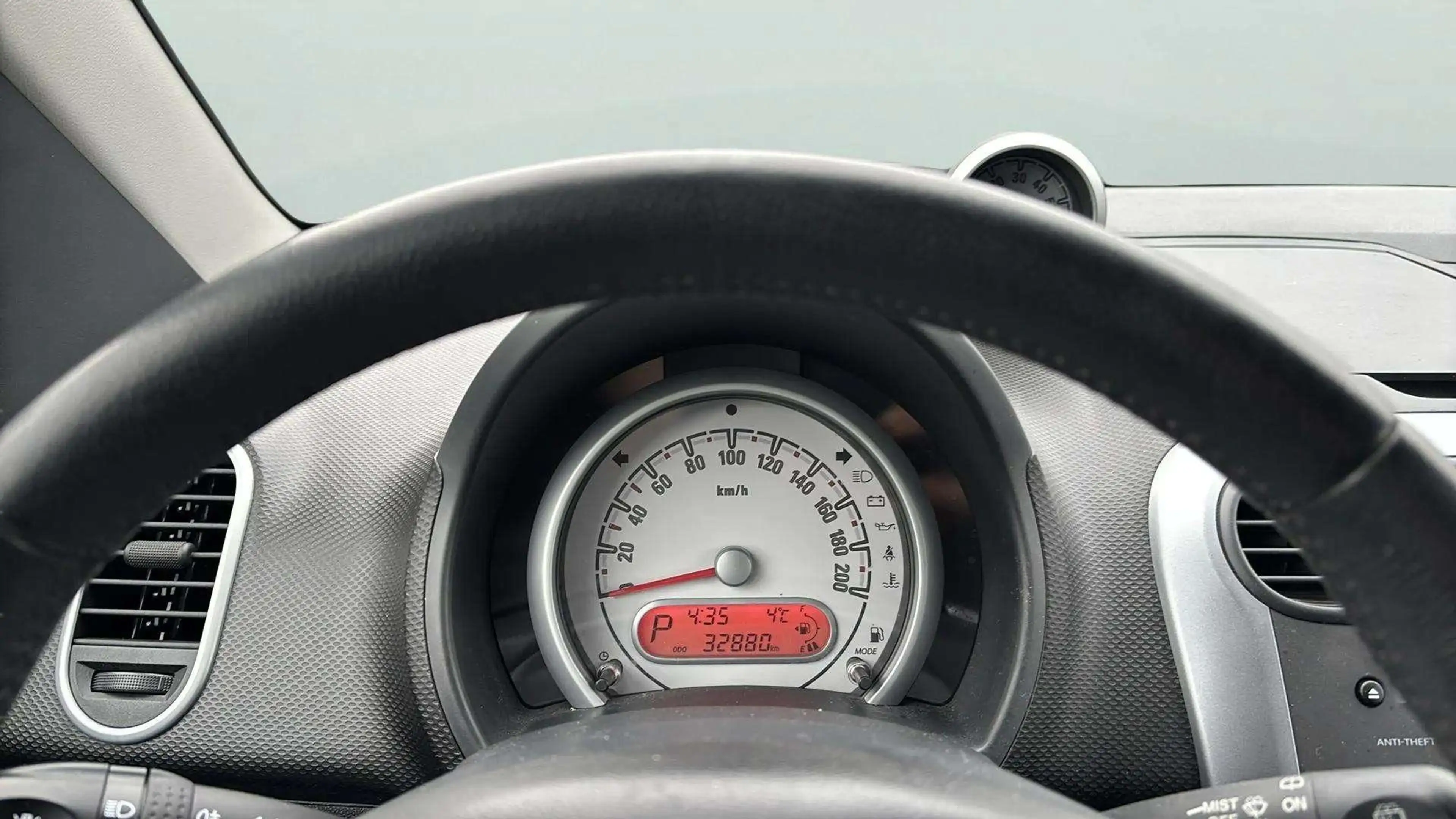 Opel Agila Edition*Automatik*1.Hand*SHZ*Klima*Kamera*wenig KM — photo 8
