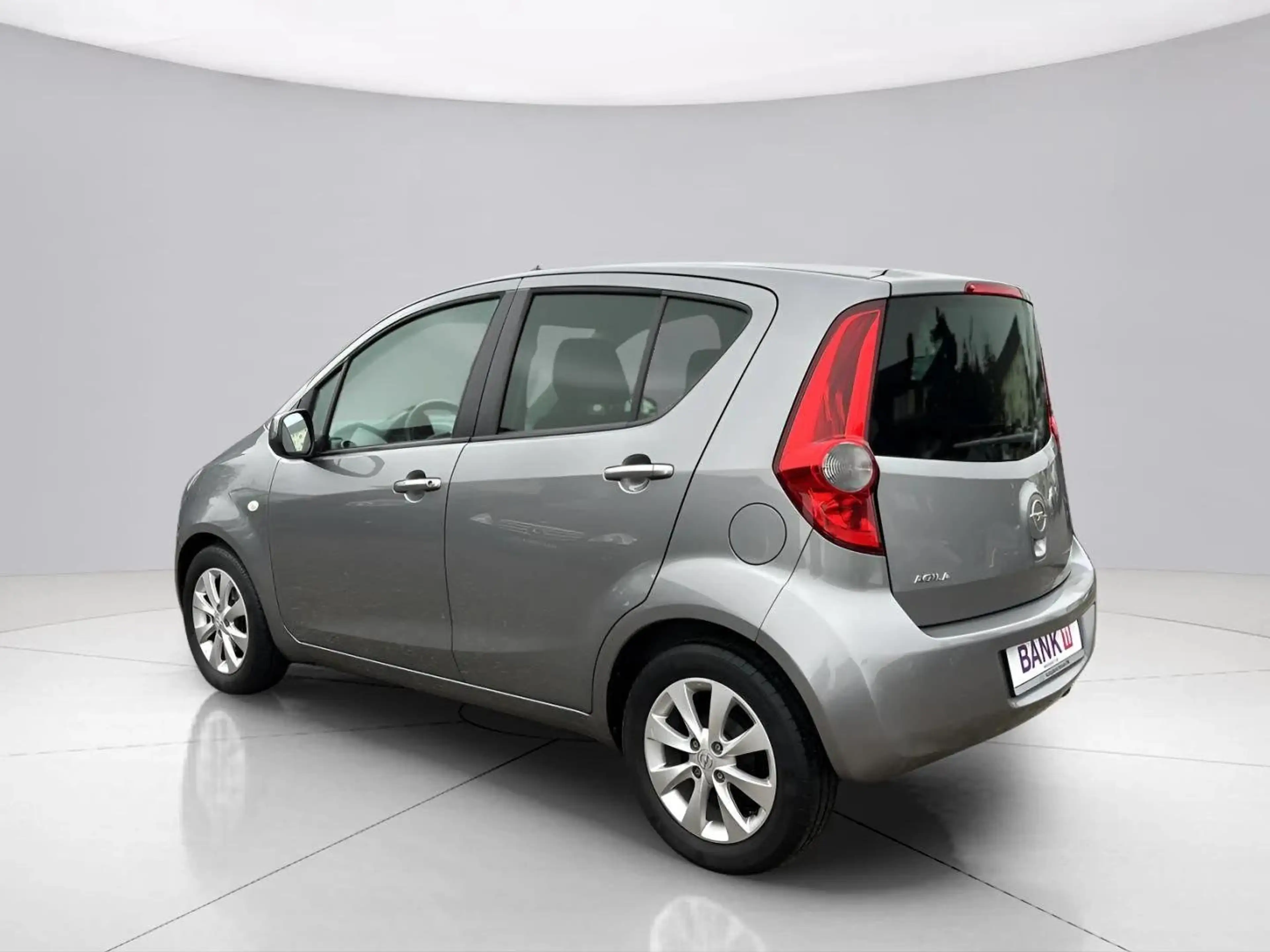 Opel Agila Edition*Automatik*1.Hand*SHZ*Klima*Kamera*wenig KM — photo 3