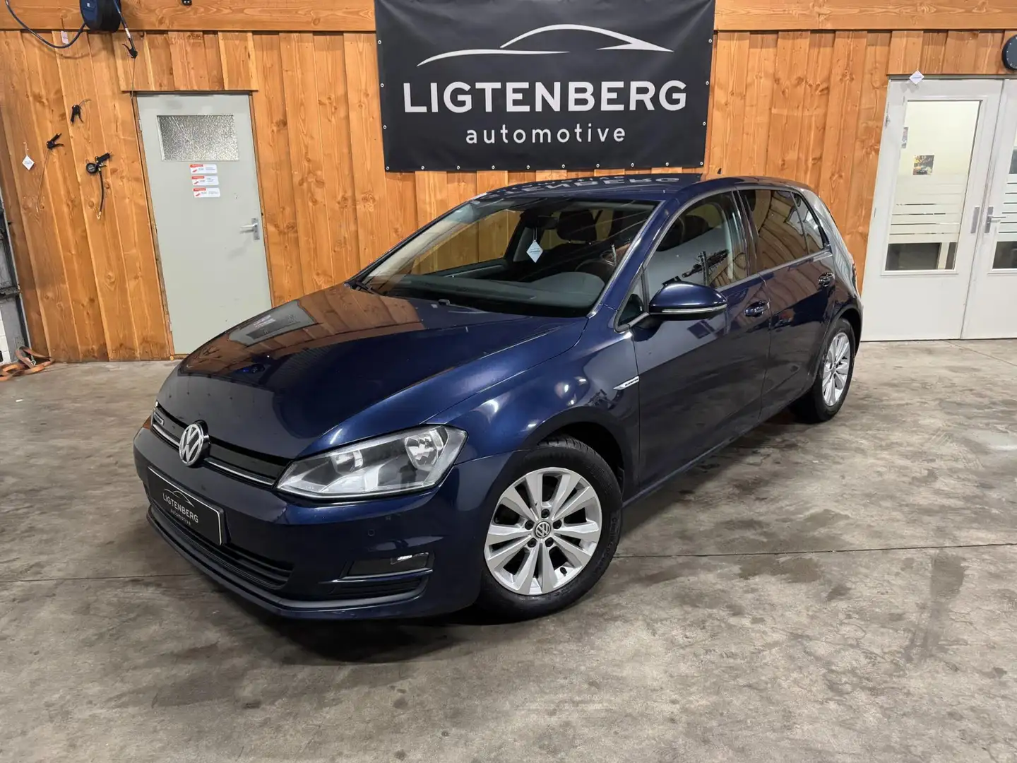 Volkswagen Golf 1.0 TSI COMFORTLINE / VOL ONDERH. / DEALER Blauw - 1