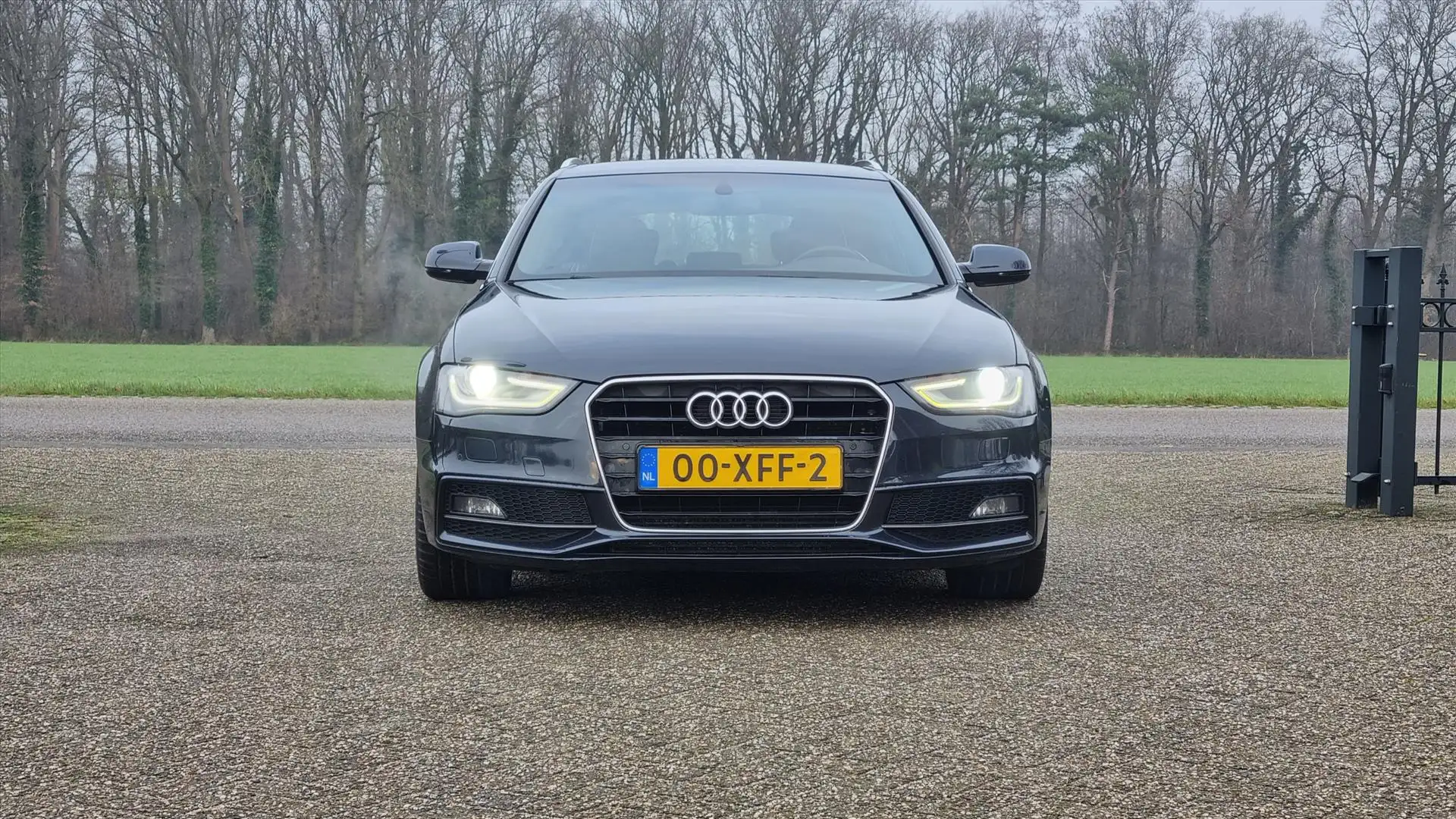 Audi A4 1.8 TFSI 170pk Automaat volledig S-line Bleu - 2