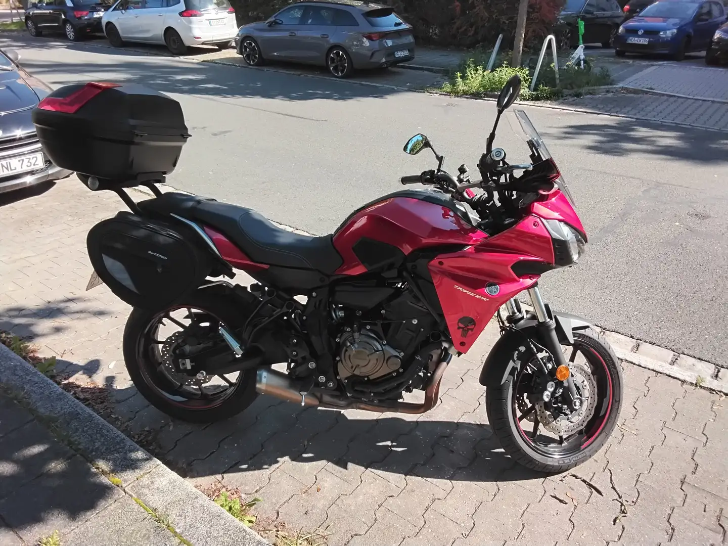 Yamaha Tracer 7 Rouge - 1