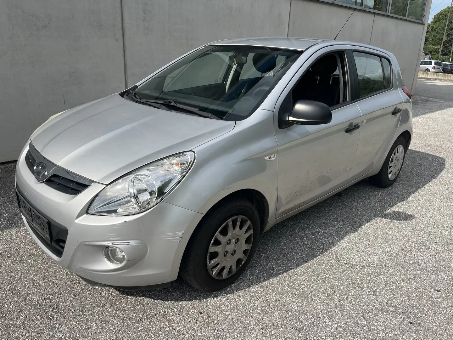 Hyundai i20 1,25 EXPORT !!! HAGELSCHADEN !!! Gris - 1