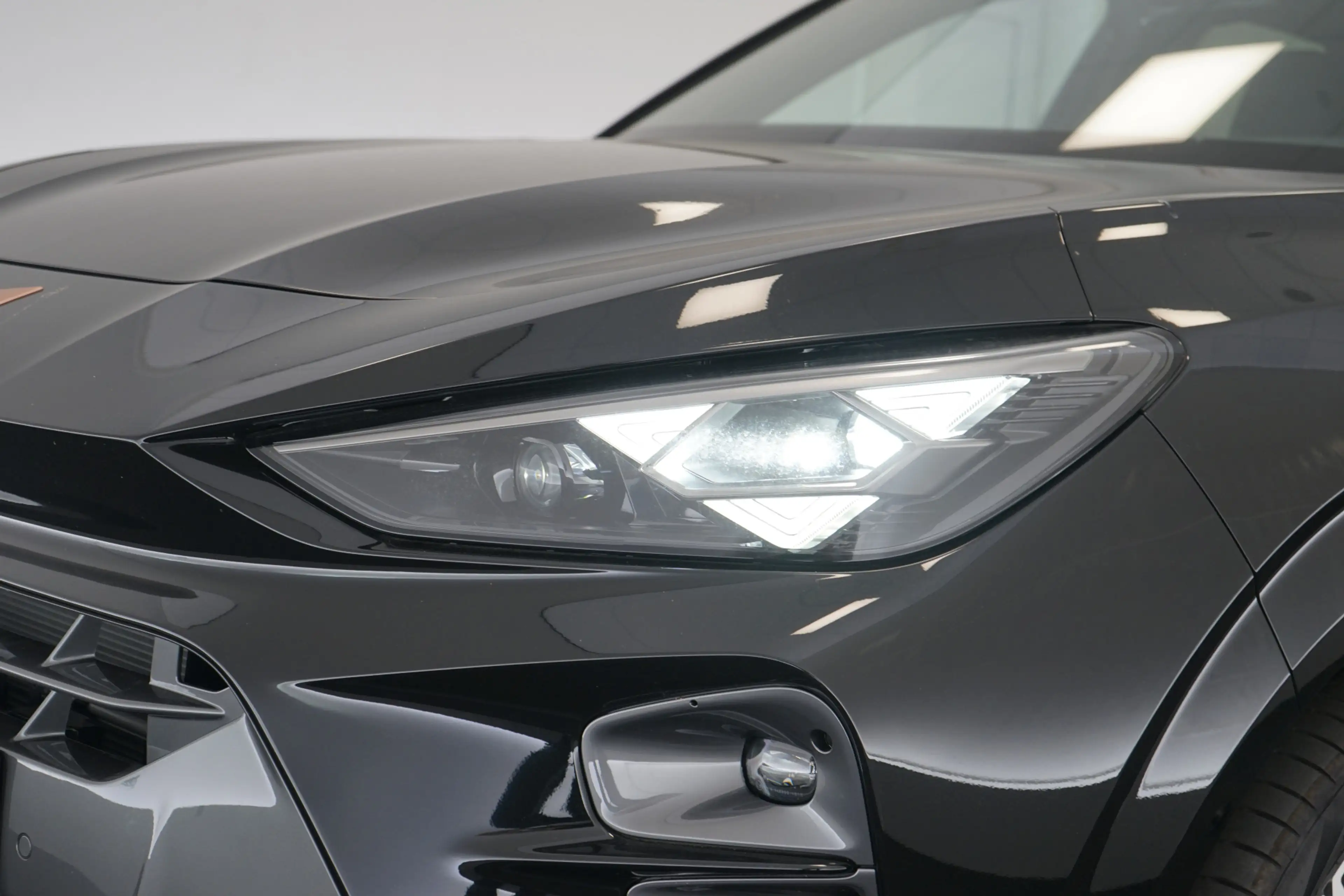 CUPRA Terramar 1.5 TSI e-Hybrid VZ Performance 272PK DSG Pano-sch — photo 8