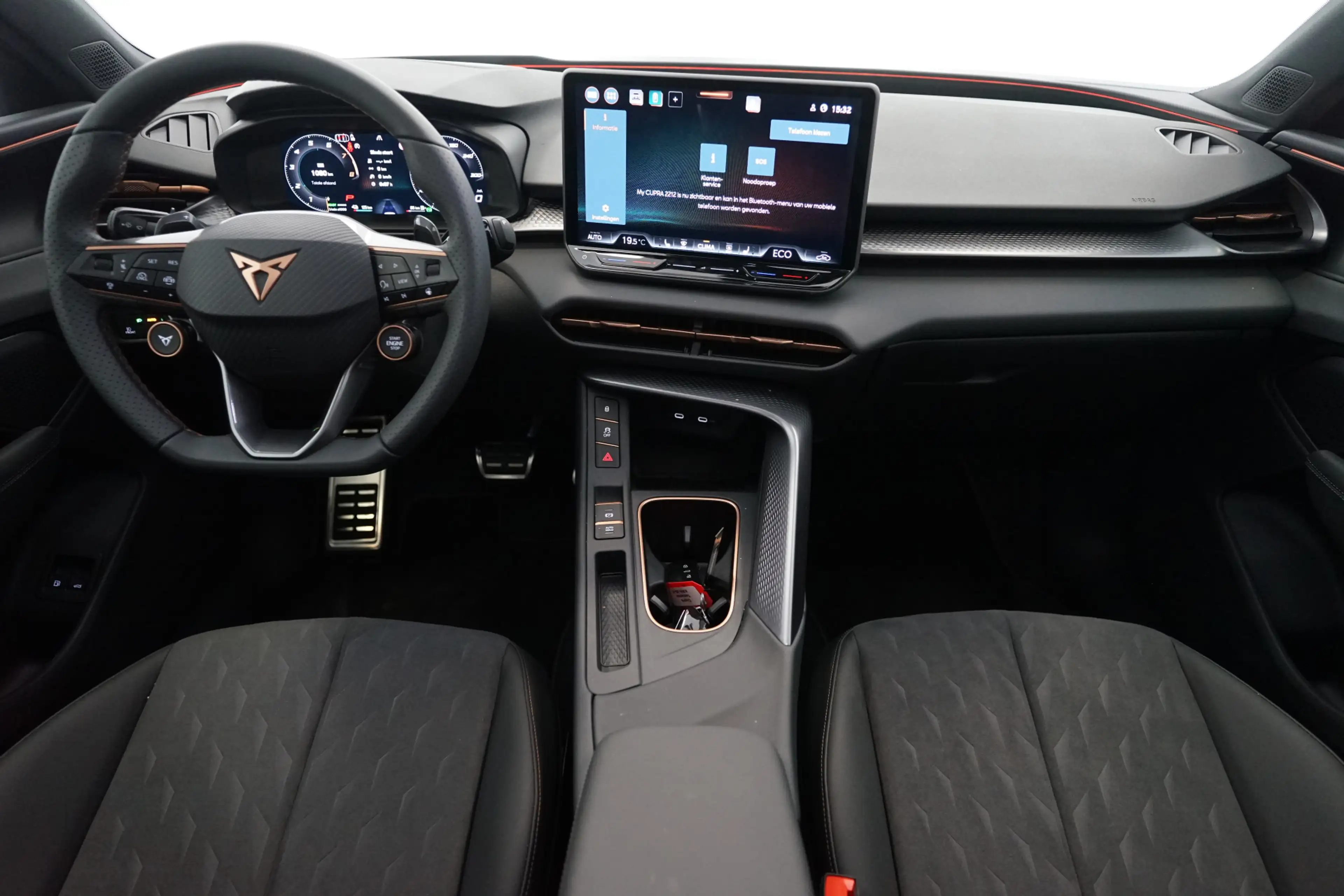 CUPRA Terramar 1.5 TSI e-Hybrid VZ Performance 272PK DSG Pano-sch — photo 2