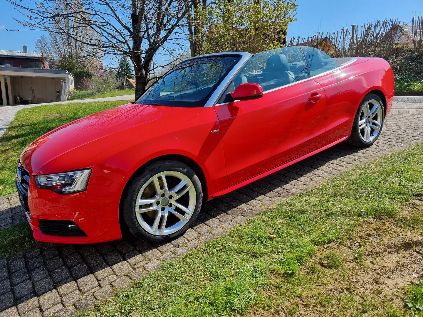 Audi A5 Cabrio 1,8 TFSI Aut. Rot - 2