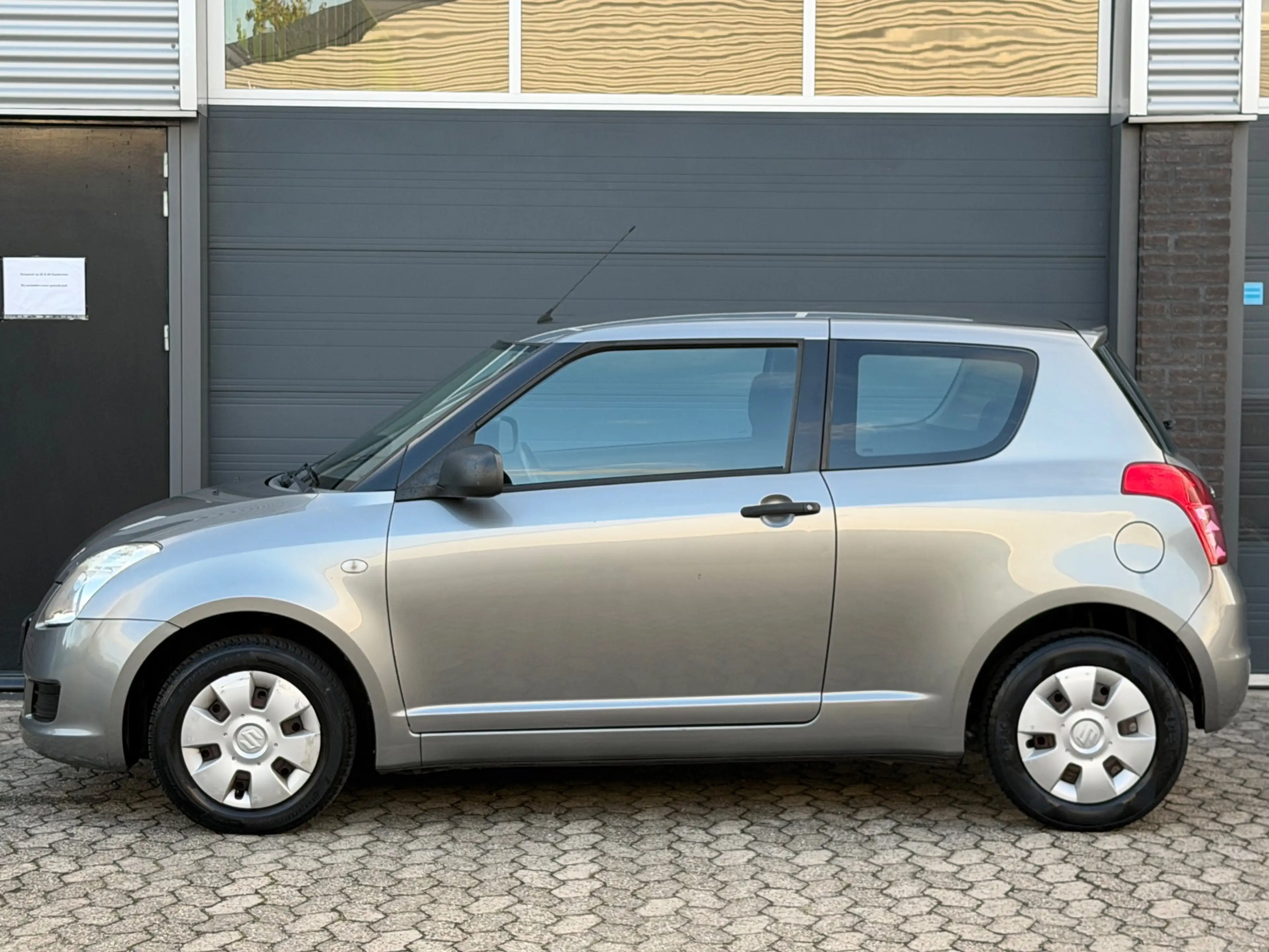 Suzuki Swift 1.3 Base 68323km NAP EERSTE EIGENAAR — photo 5