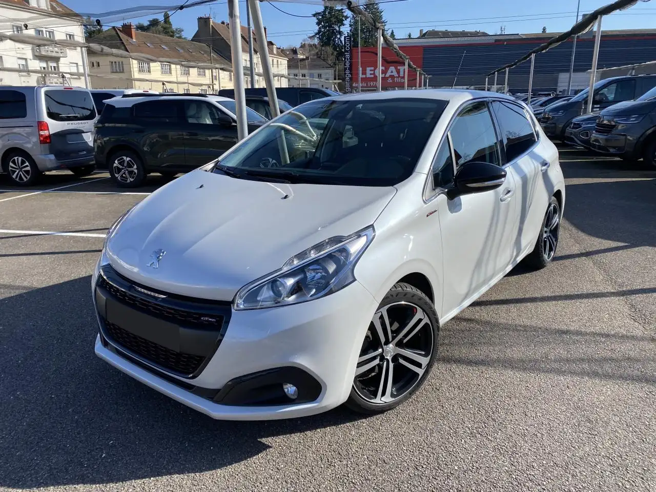 Peugeot 208 (2) 1.6 BlueHDi 100 GT Line