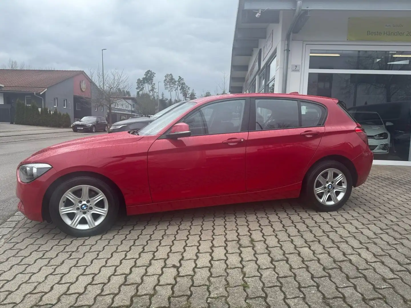 BMW 116 - 70000 KM- Garantie - Scheckheftgepflegt Rot - 1