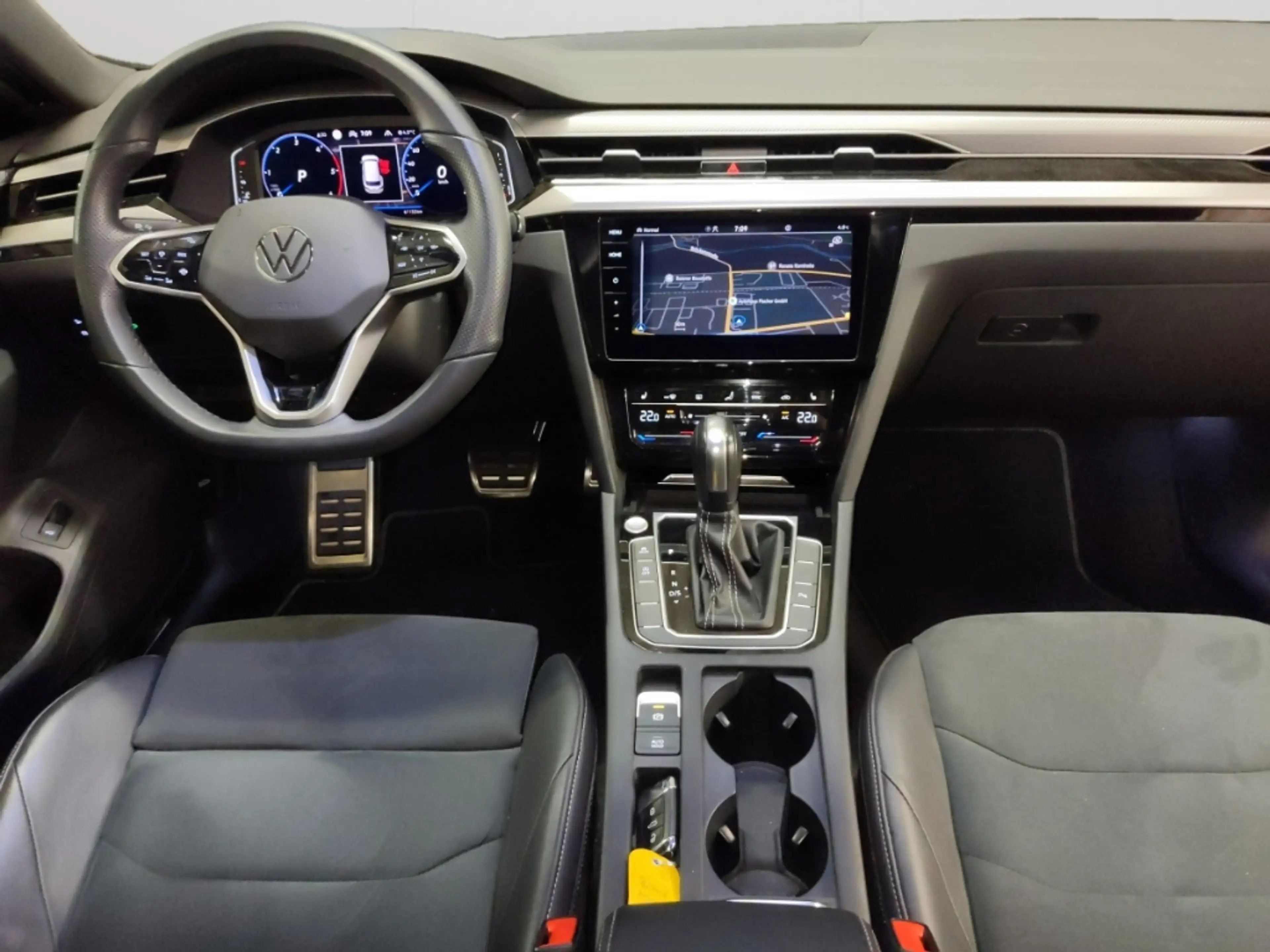 Volkswagen Arteon Shootingbrake 2.0TDI DSG R-Line LED-Matrix Navi AH — photo 9