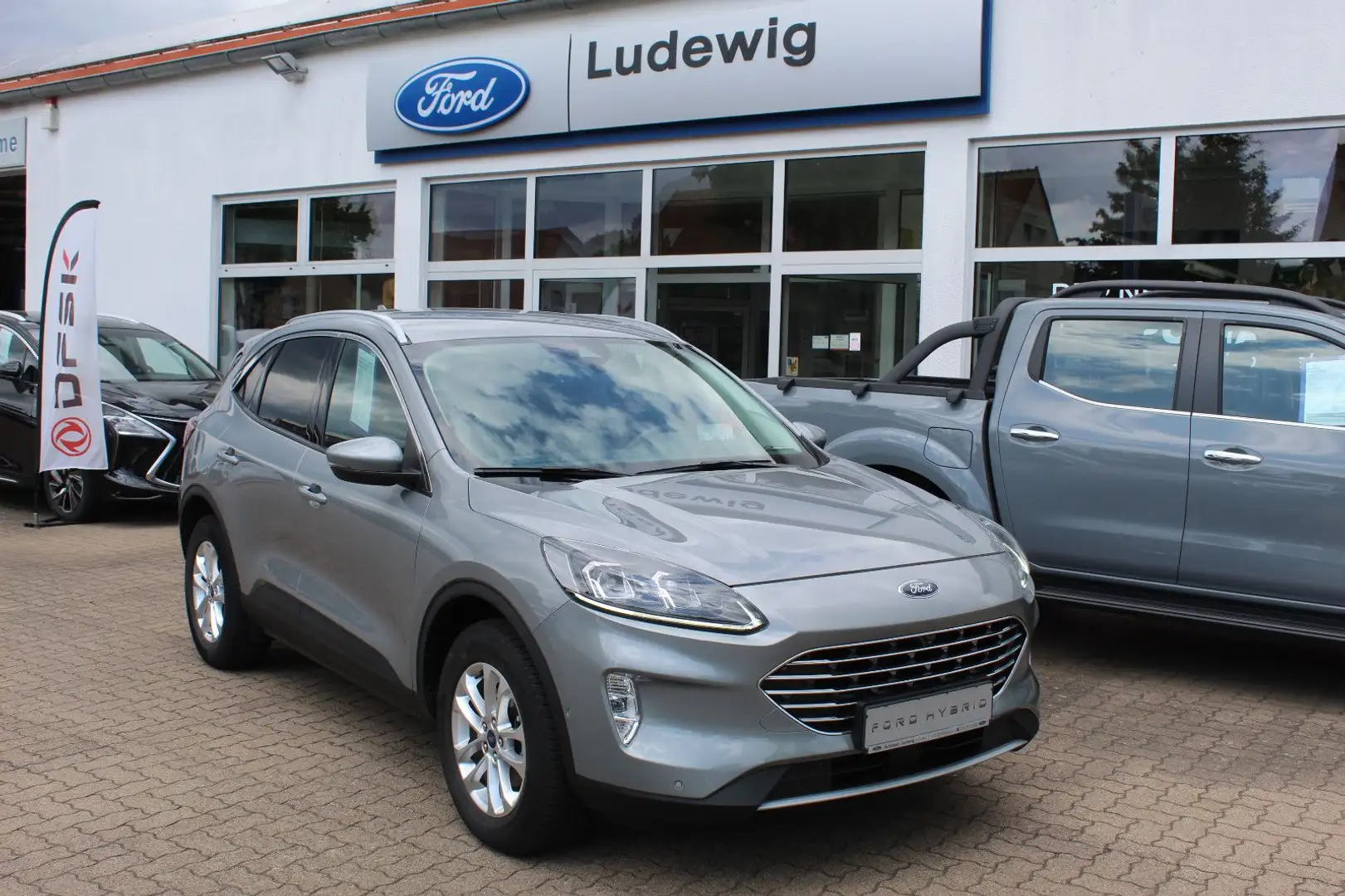 Ford Kuga Plug-In Hybrid Titanium PHEV Winterpaket Argent - 1