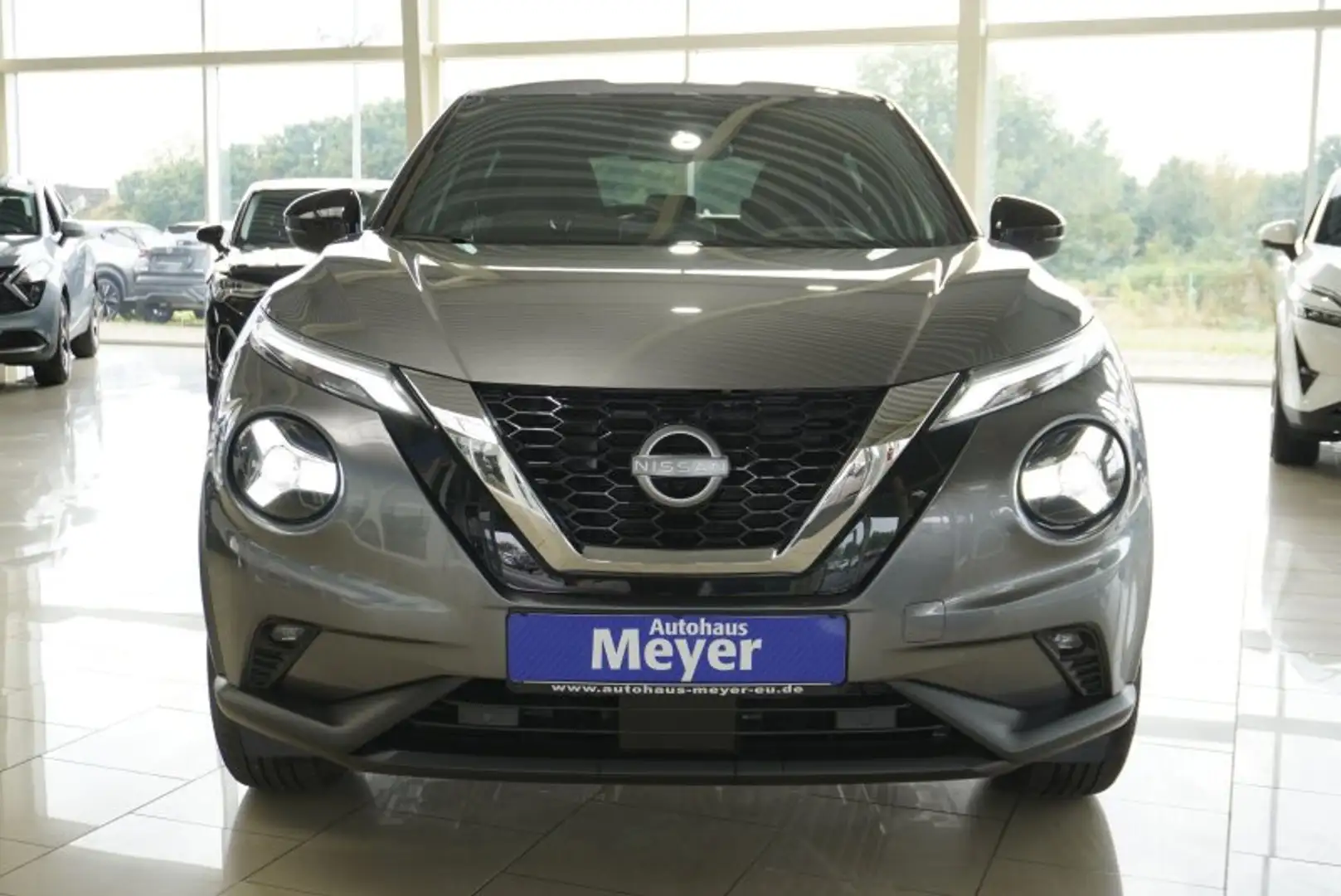 Nissan Juke Tekna Facelift 1.0 DIG-T Leder/Keyless/LED/Kamera Grau - 2