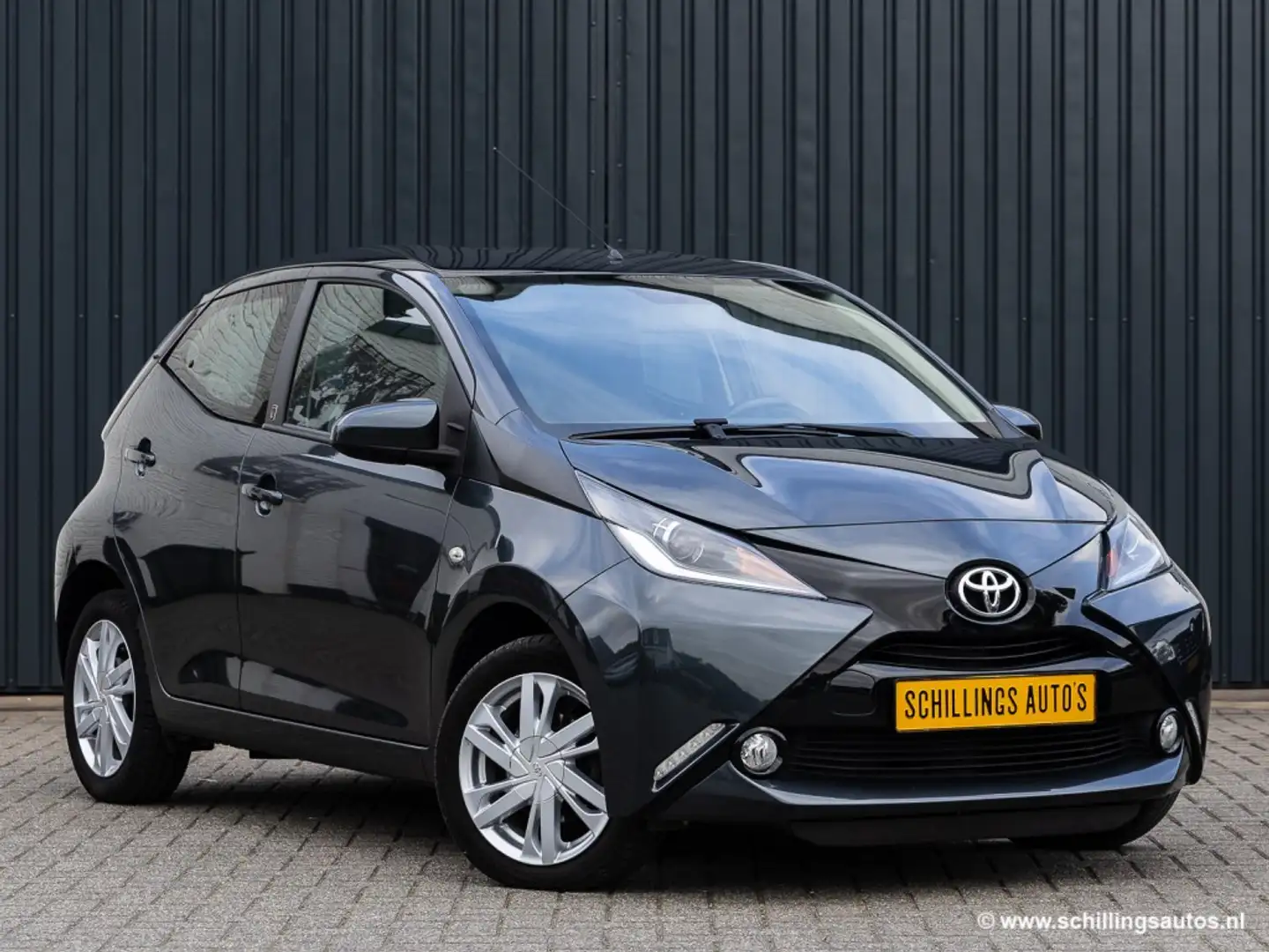 Toyota Aygo 1.0 VVT-I X-FUN Airco 5-drs Gris - 2