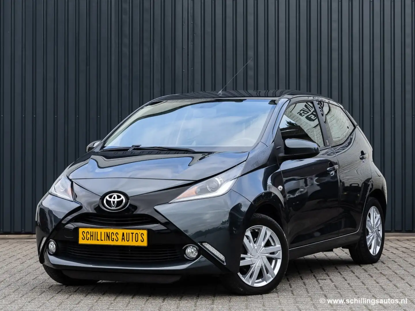 Toyota Aygo 1.0 VVT-I X-FUN Airco 5-drs Gris - 1