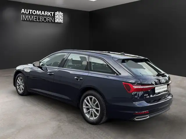 Audi A6 view 6