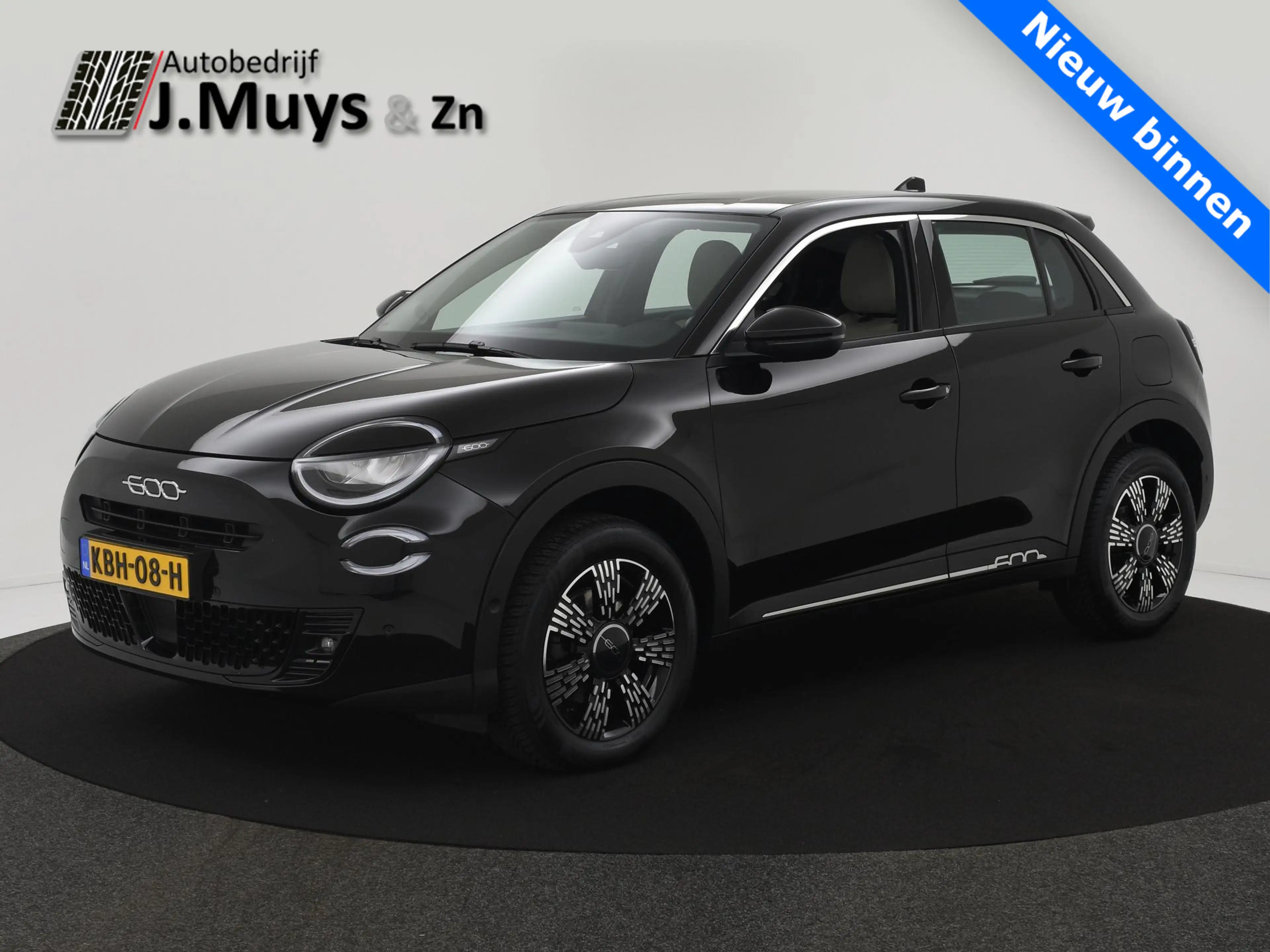 Fiat 600 1.2 Hybrid Urban BLIS|STOELVERW|CAMERA|CARPLAY|LED