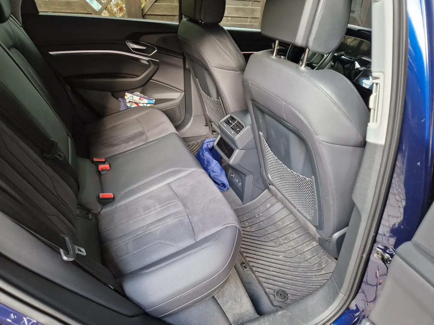 Audi e-tron e-tron 55 quattroS line NP. 104000 Euro Garantie Blau - 2