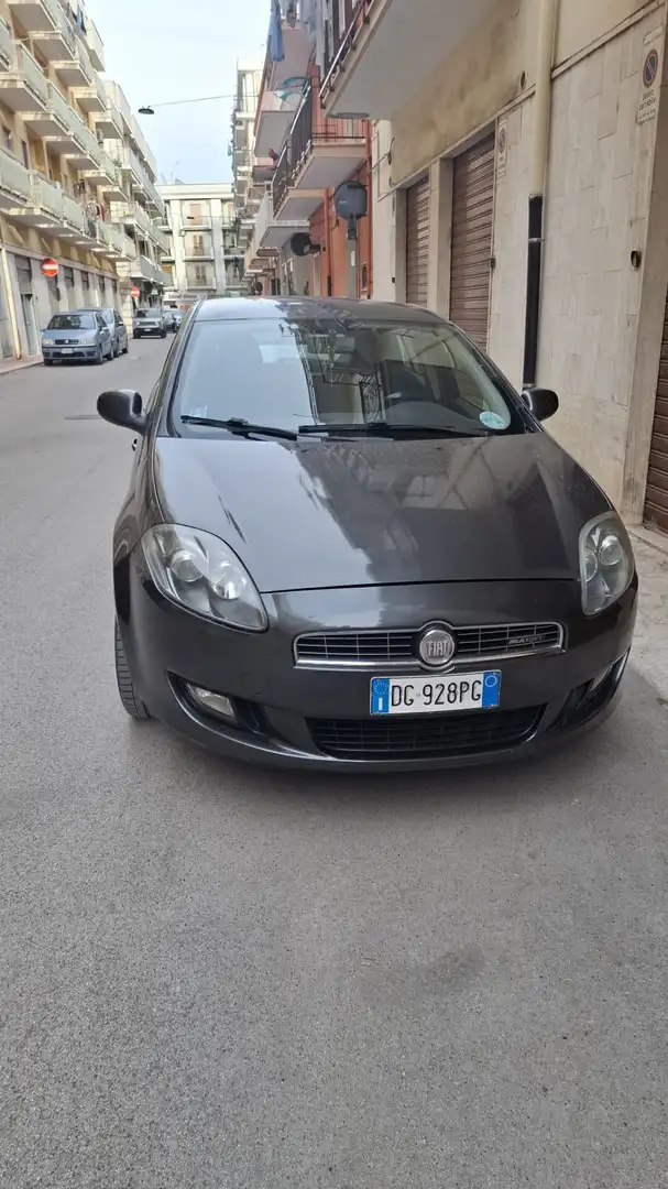 Fiat Bravo 1.9 MJT 120 CV Dynamic Grau - 1