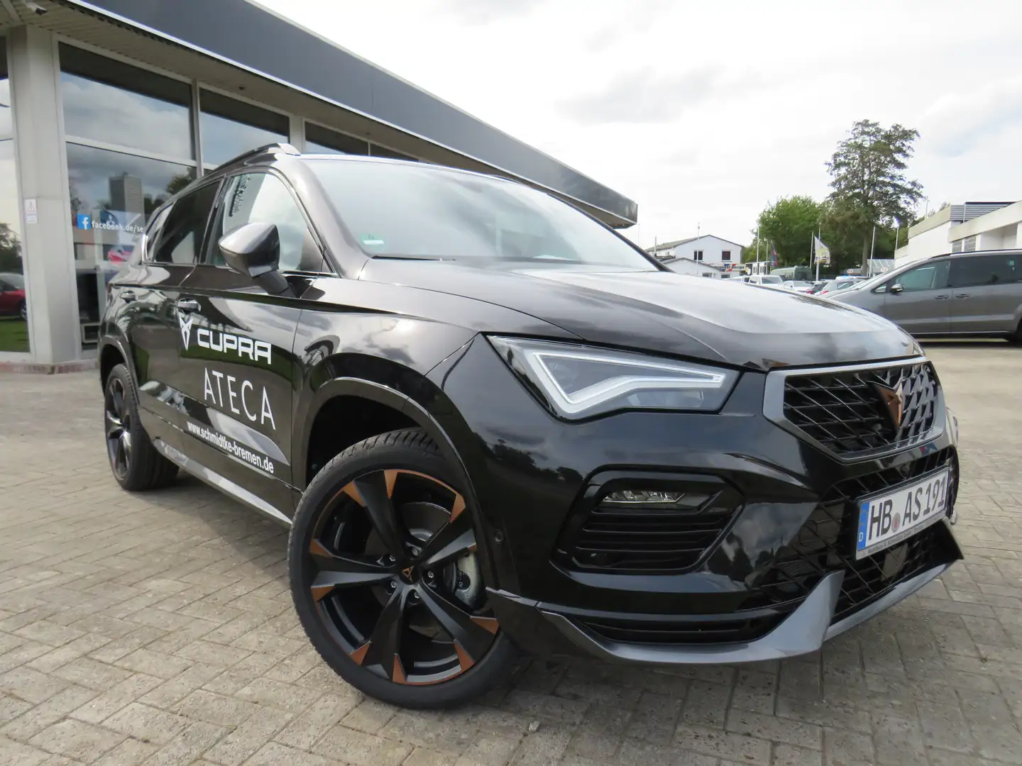CUPRA Ateca 1.5 TSI*DSG*Navi*AHK*el.Heckkl. 5J Garantie Schwarz - 1
