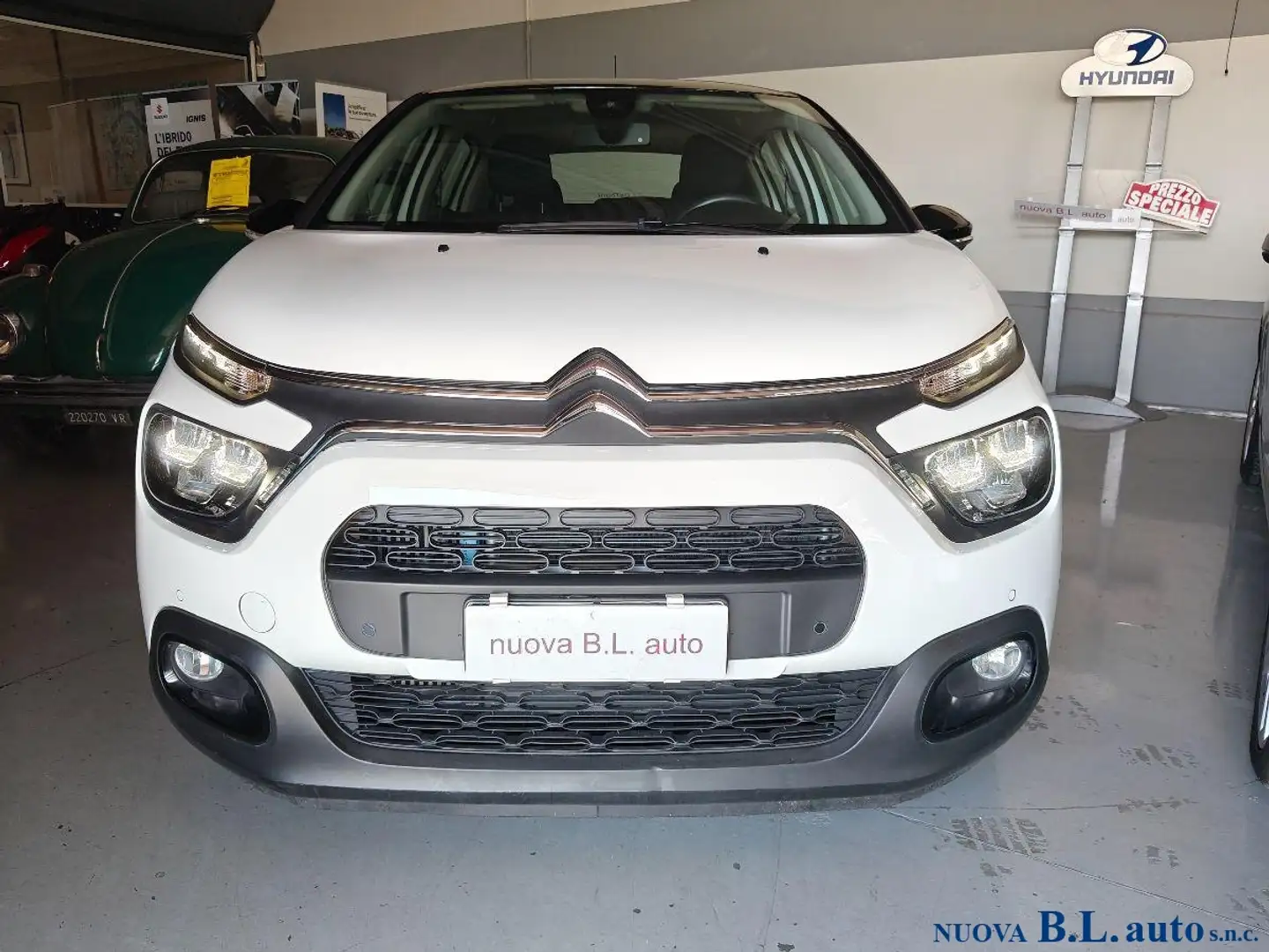Citroen C3 1.2 puretech Shine Pack s&s 110cv eat6 my20 Bianco - 2