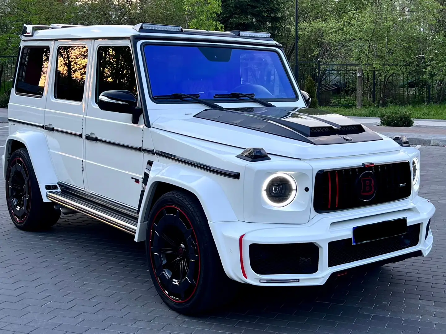 Mercedes-Benz G 63 AMG Mercedes-Benz G 63 AMG Brabus 800 Rocket  Carbon 23 Zoll Bianco - 2