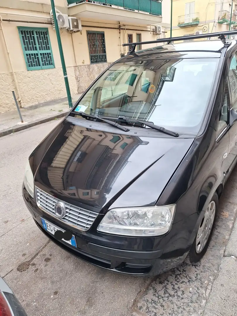 Fiat Idea Idea+1.4+16v+Active+s Negro - 2