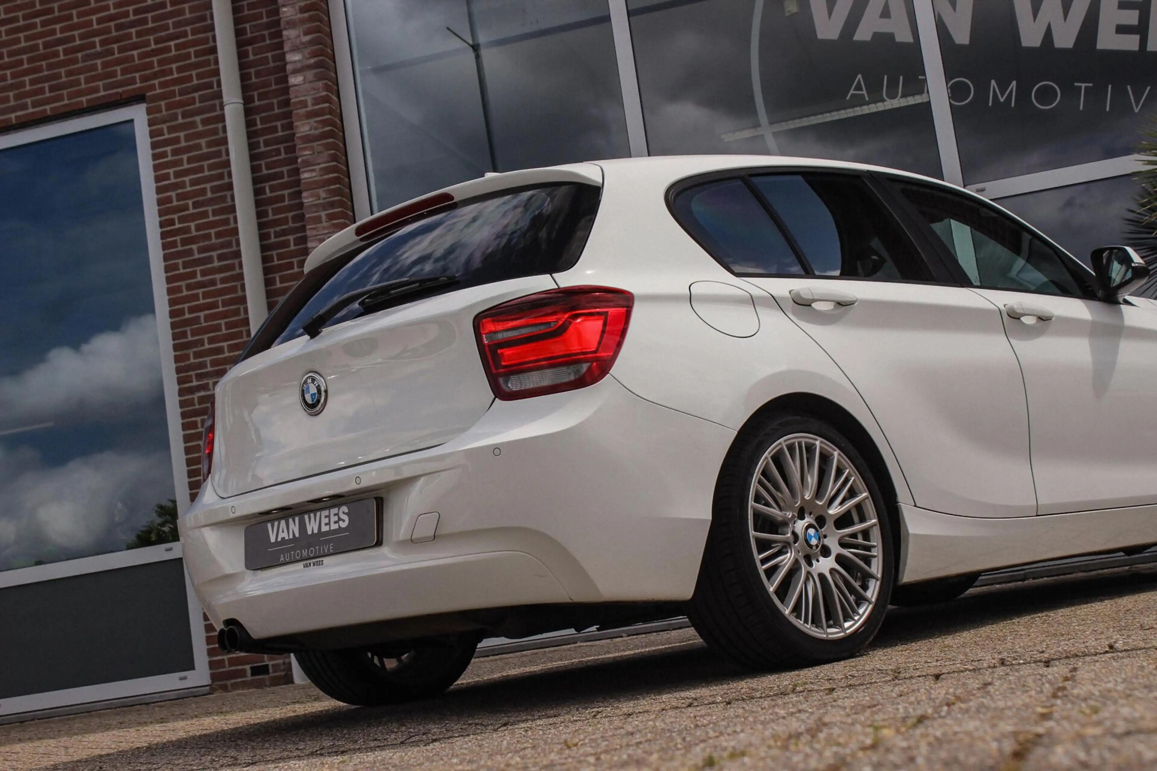BMW 125 1-serie 125i Upgrade Edition | Cruise control | Sp — photo 40