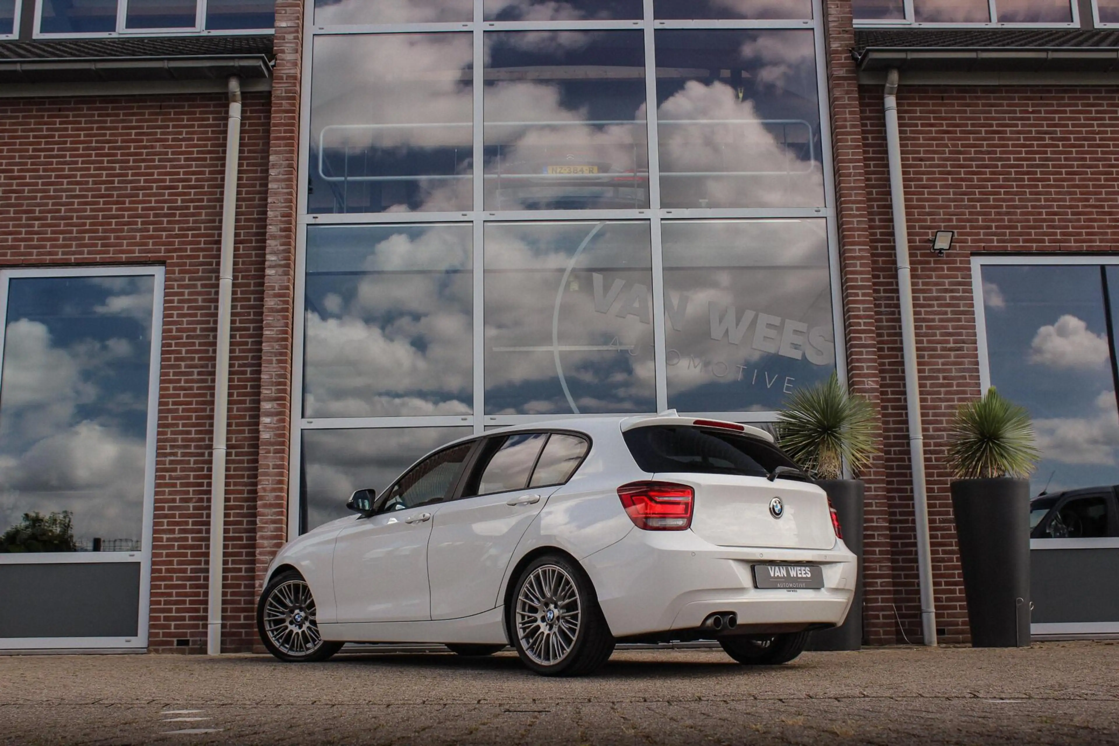 BMW 125 1-serie 125i Upgrade Edition | Cruise control | Sp — photo 4