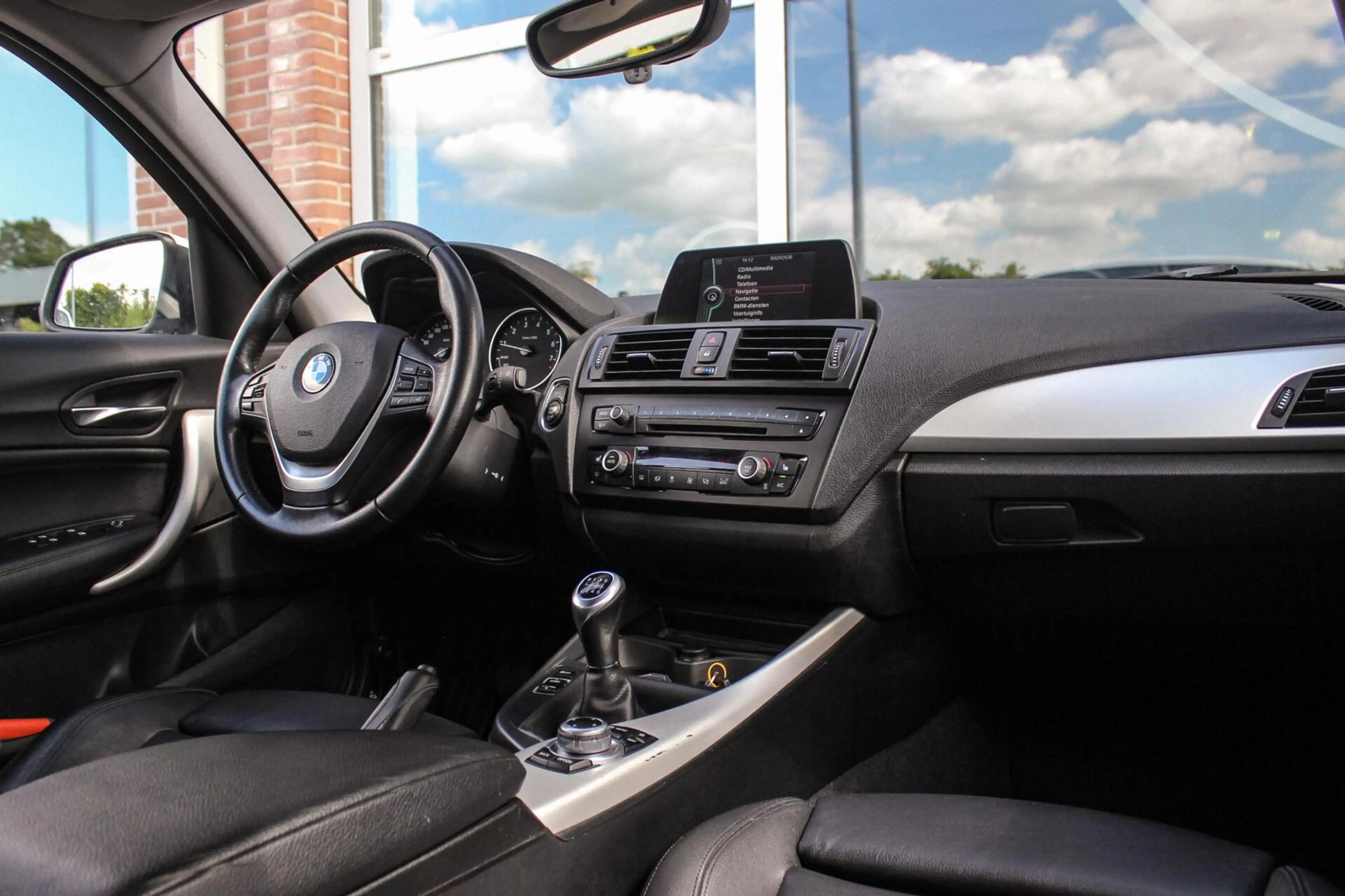 BMW 125 1-serie 125i Upgrade Edition | Cruise control | Sp — photo 12