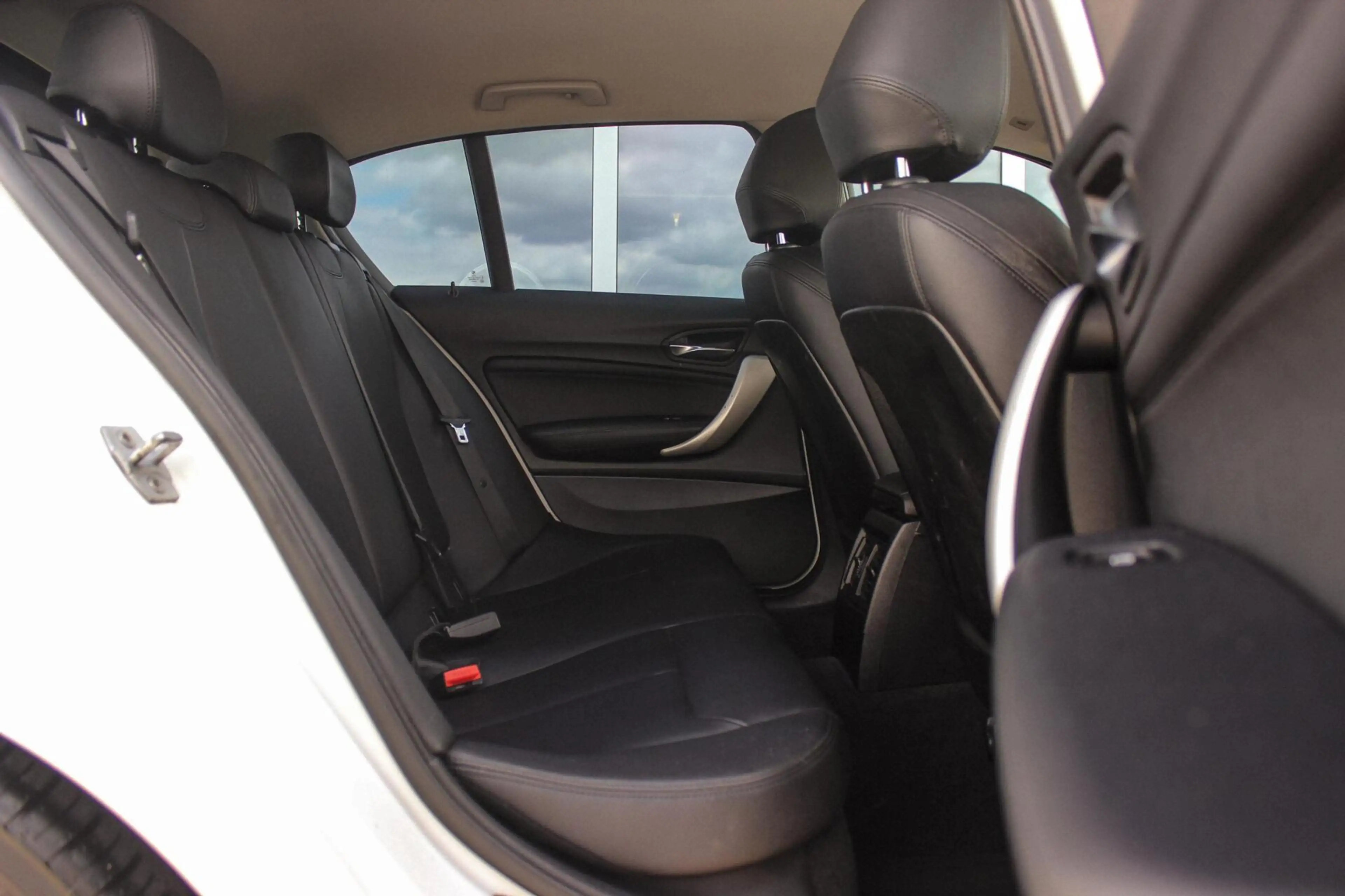 BMW 125 1-serie 125i Upgrade Edition | Cruise control | Sp — photo 19