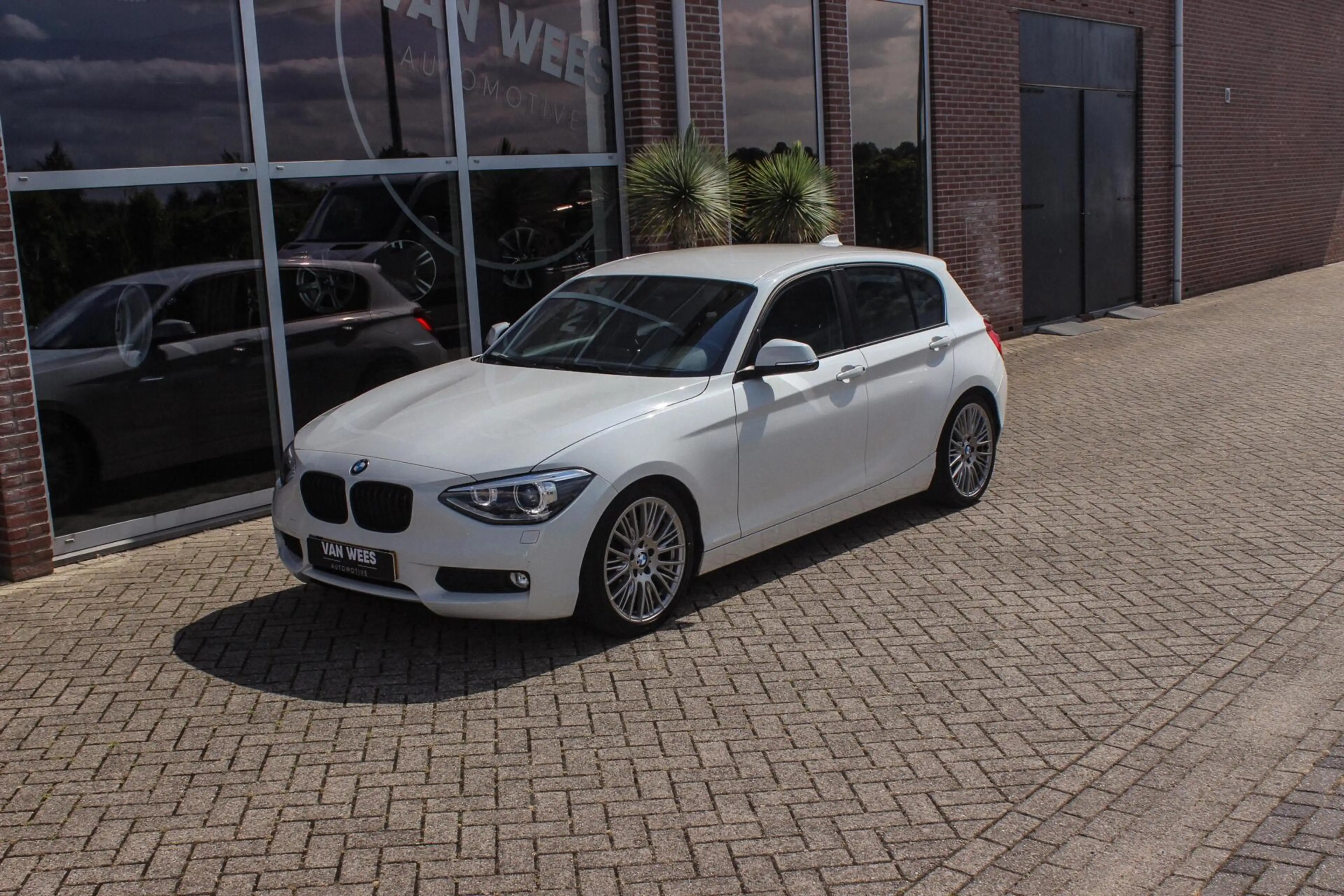BMW 125 1-serie 125i Upgrade Edition | Cruise control | Sp — photo 8