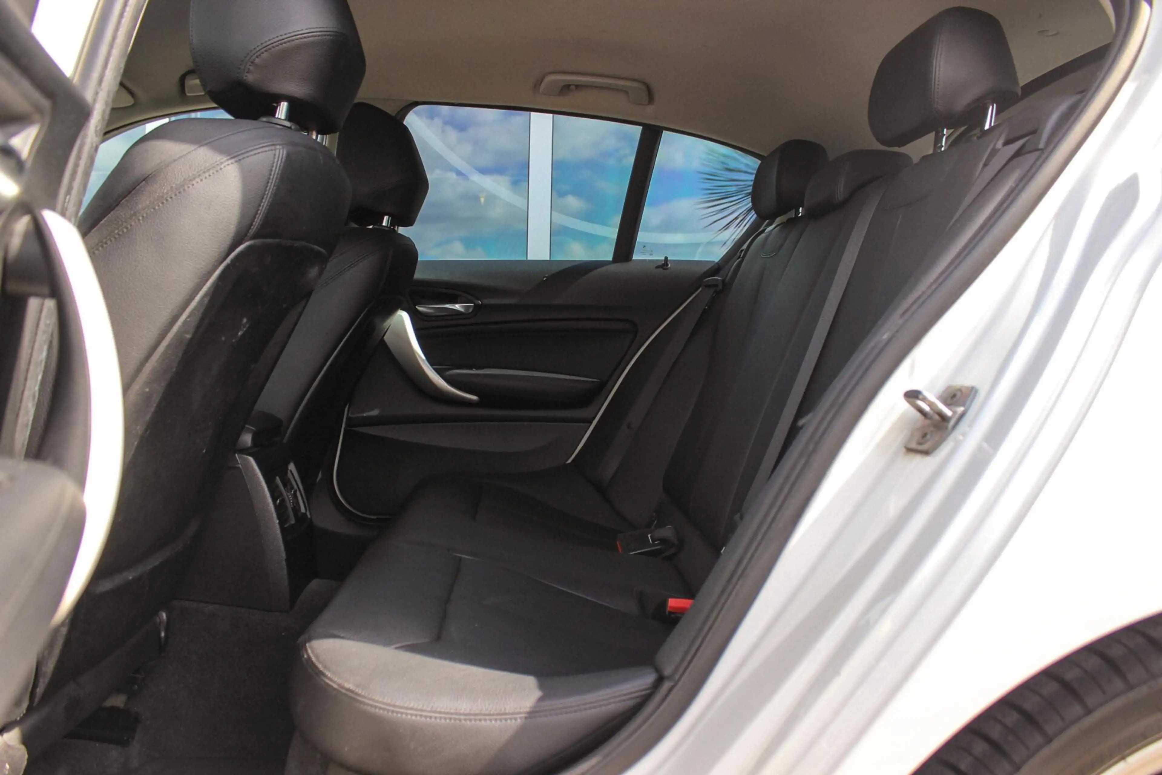 BMW 125 1-serie 125i Upgrade Edition | Cruise control | Sp — photo 18