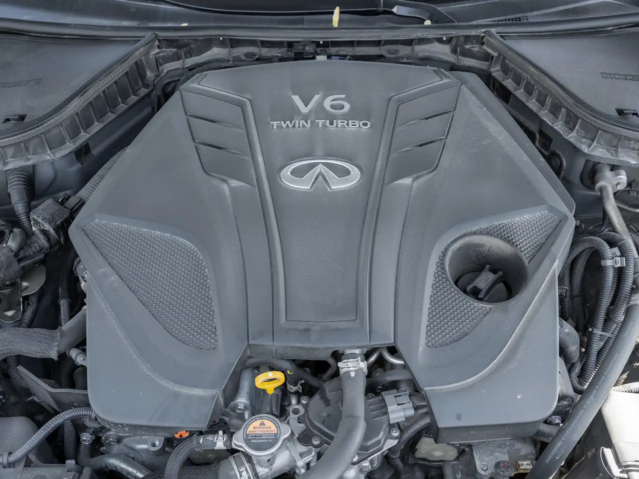 Infiniti Q50 снимка Infiniti Q50