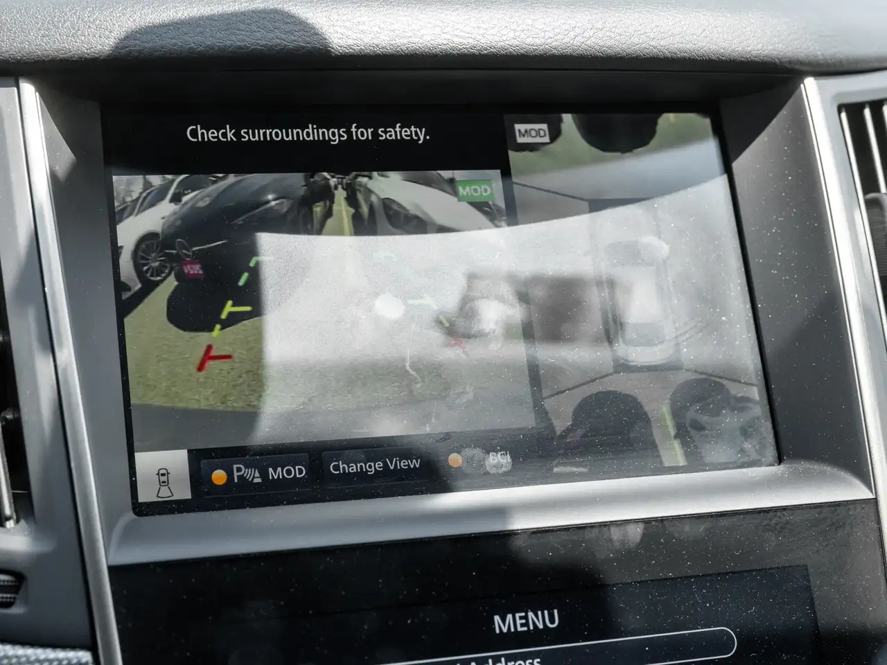 Infiniti Q50 снимка Infiniti Q50