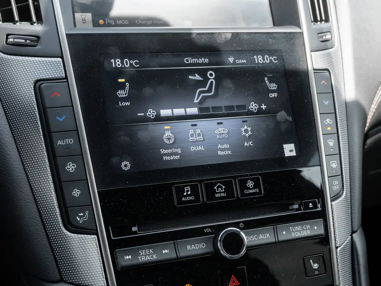 Infiniti Q50 снимка Infiniti Q50