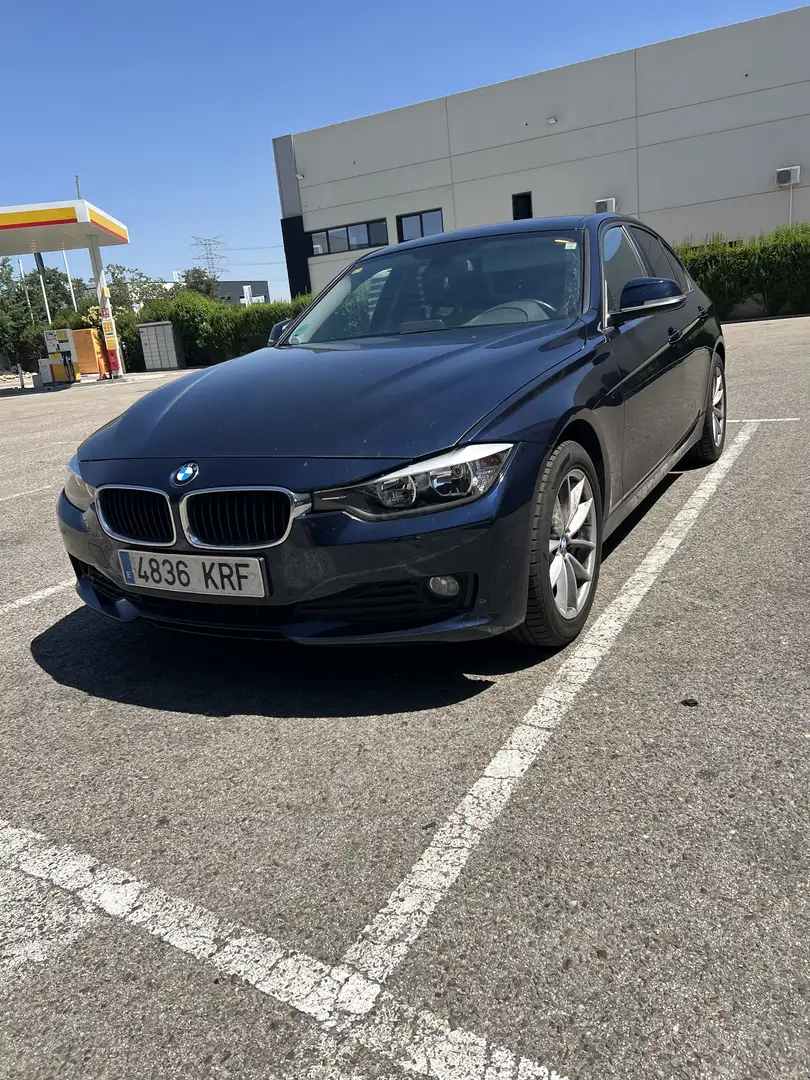 BMW 316 316iA Luxury - 1