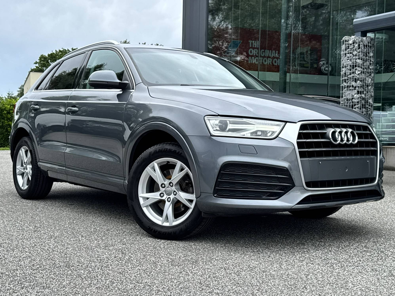 Audi Q3 1.4 TFSI SPORT / NAVIGATIE / XENON / PDC / 1 JAAR WAARBORG