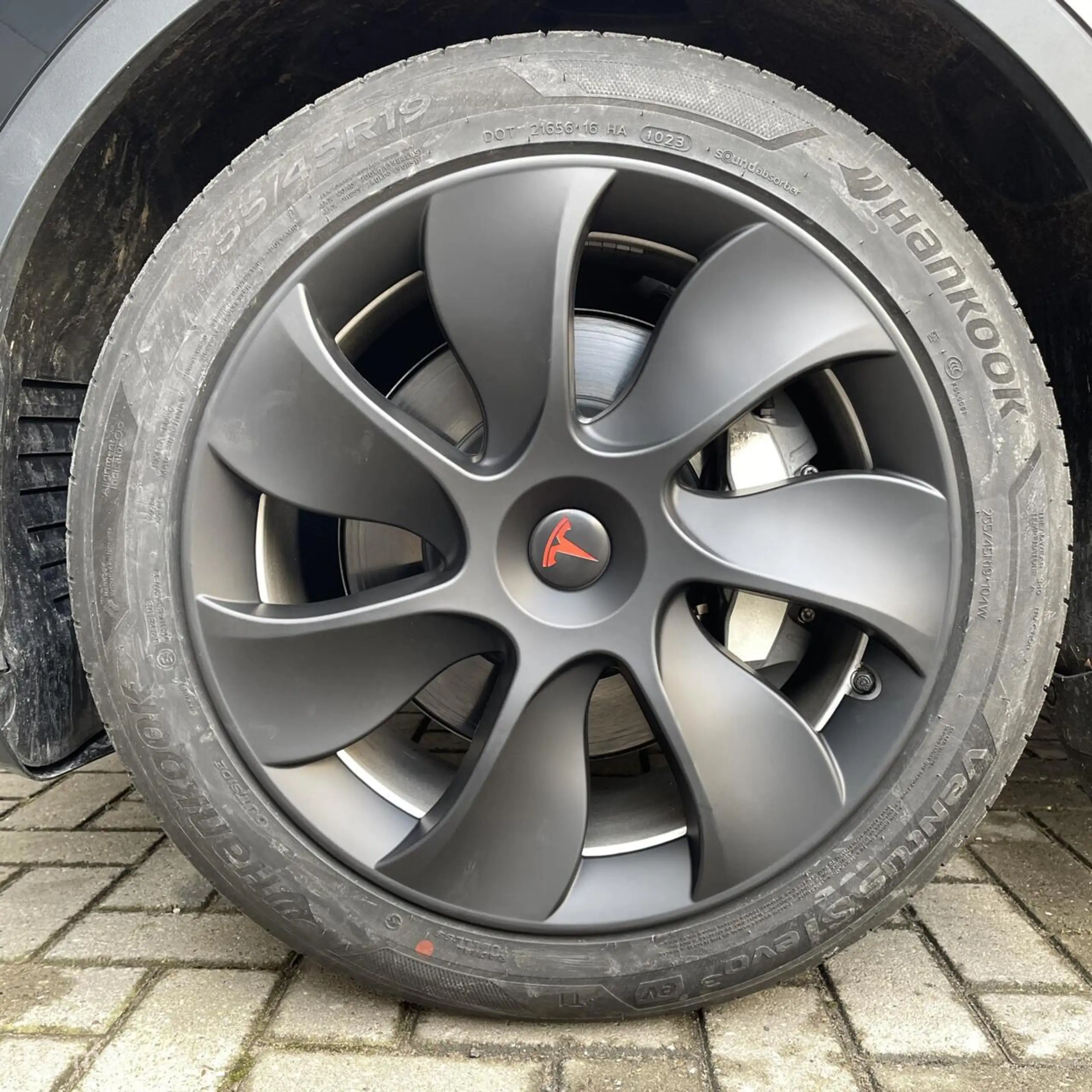 Tesla Model Y Long Range RWD + MMX PACK + IAP + HW4 + WRAP — photo 20