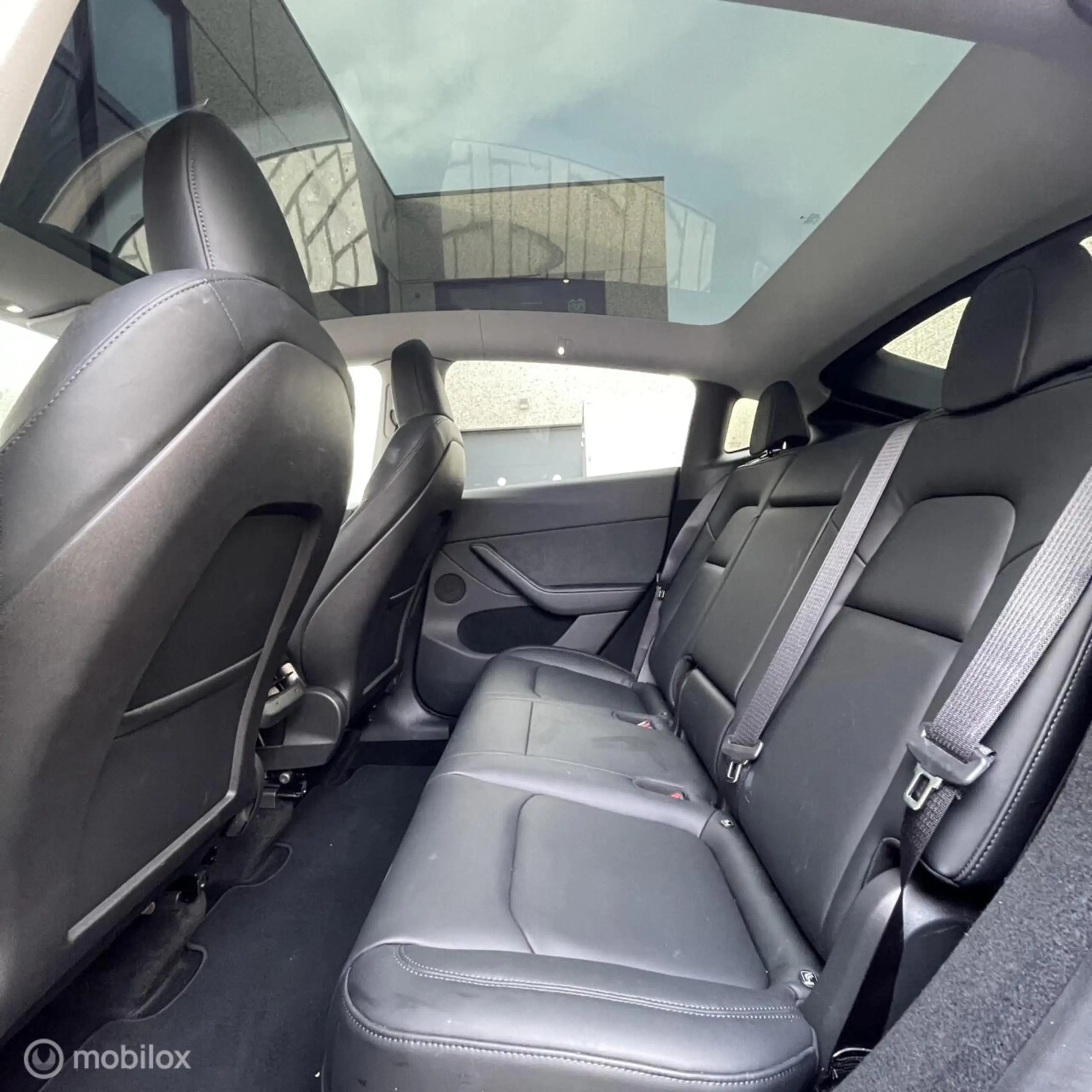 Tesla Model Y Long Range RWD + MMX PACK + IAP + HW4 + WRAP — photo 10