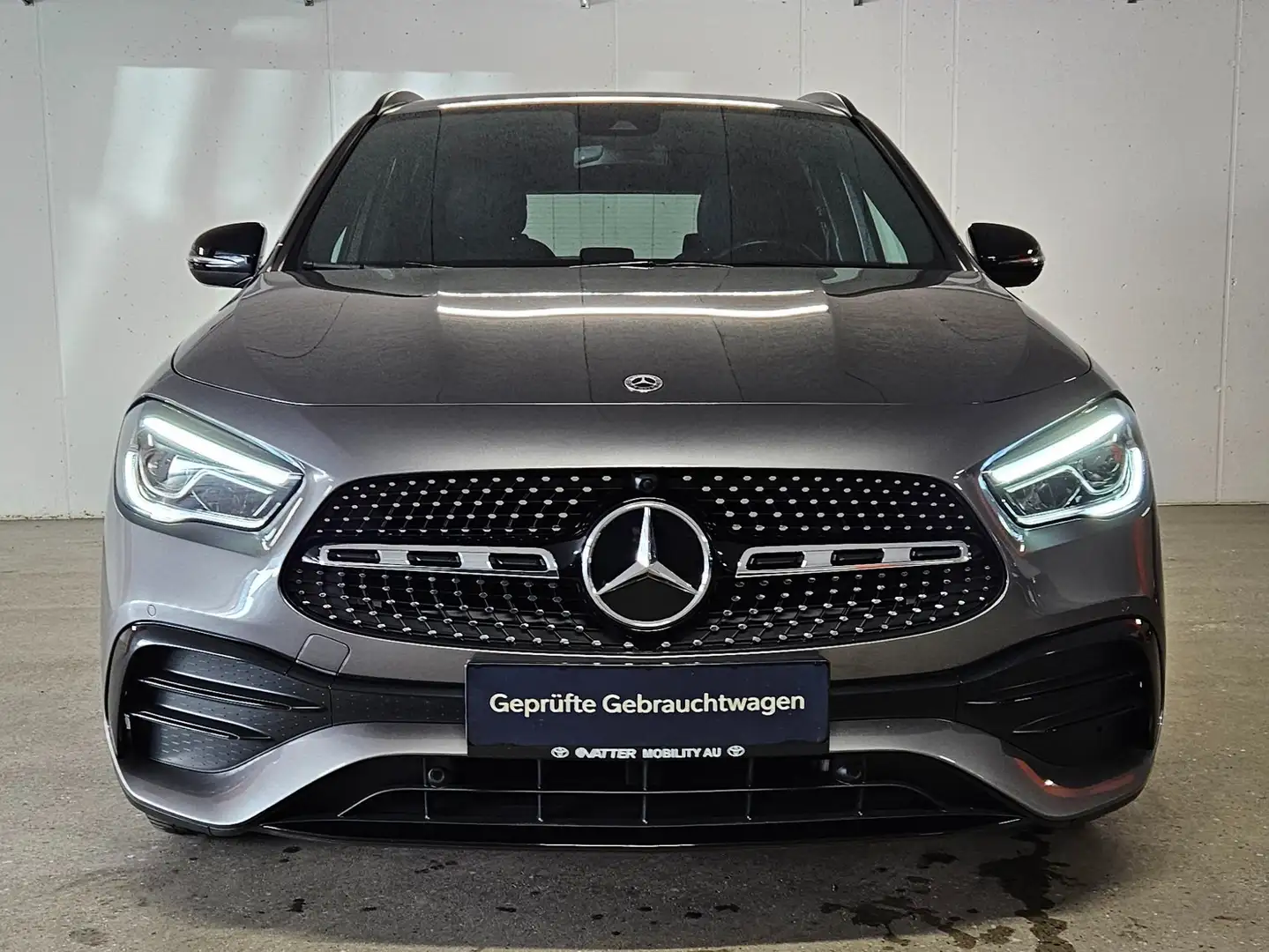 Mercedes-Benz GLA 200 GLA 200 d 4Matic (247.713) Grau - 2