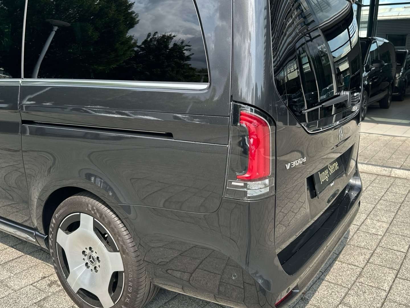 Mercedes-Benz V 300