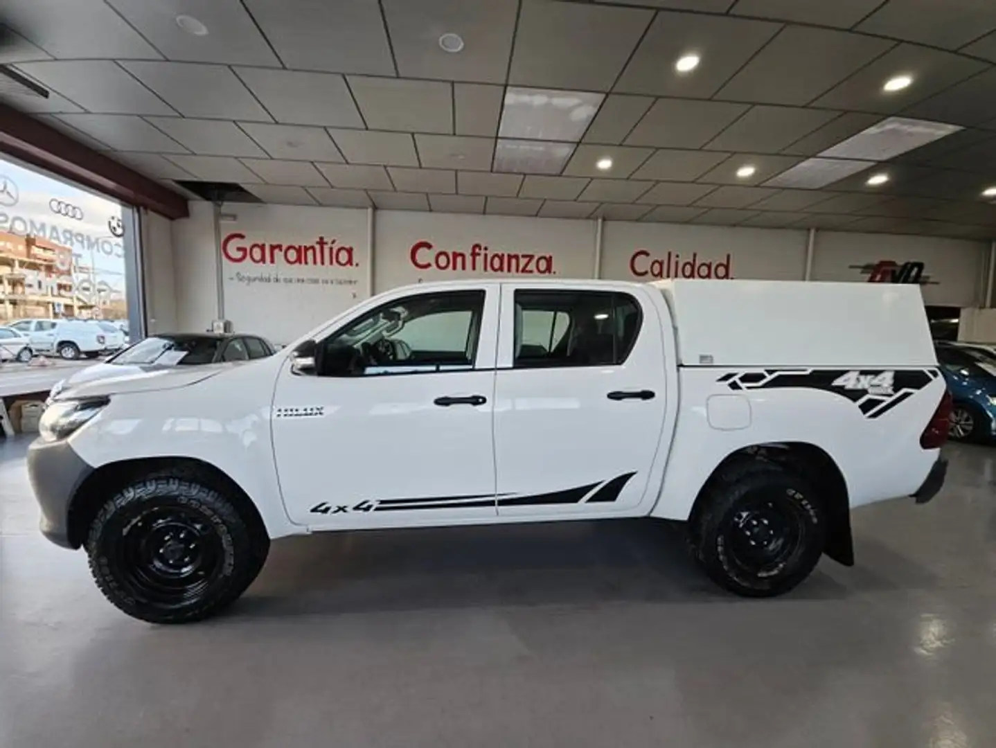 Toyota Hilux GX 2.4 150 CV Blanco - 2