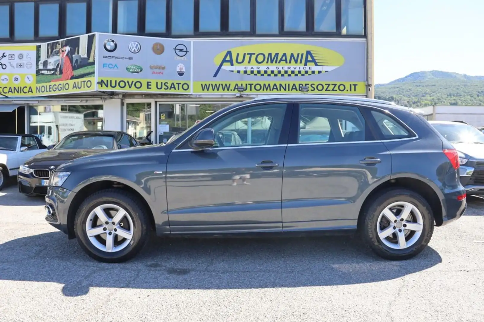 Audi Q5 2.0 TDI S-line quattro S tronic Grigio - 2